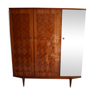 Armoire vintage