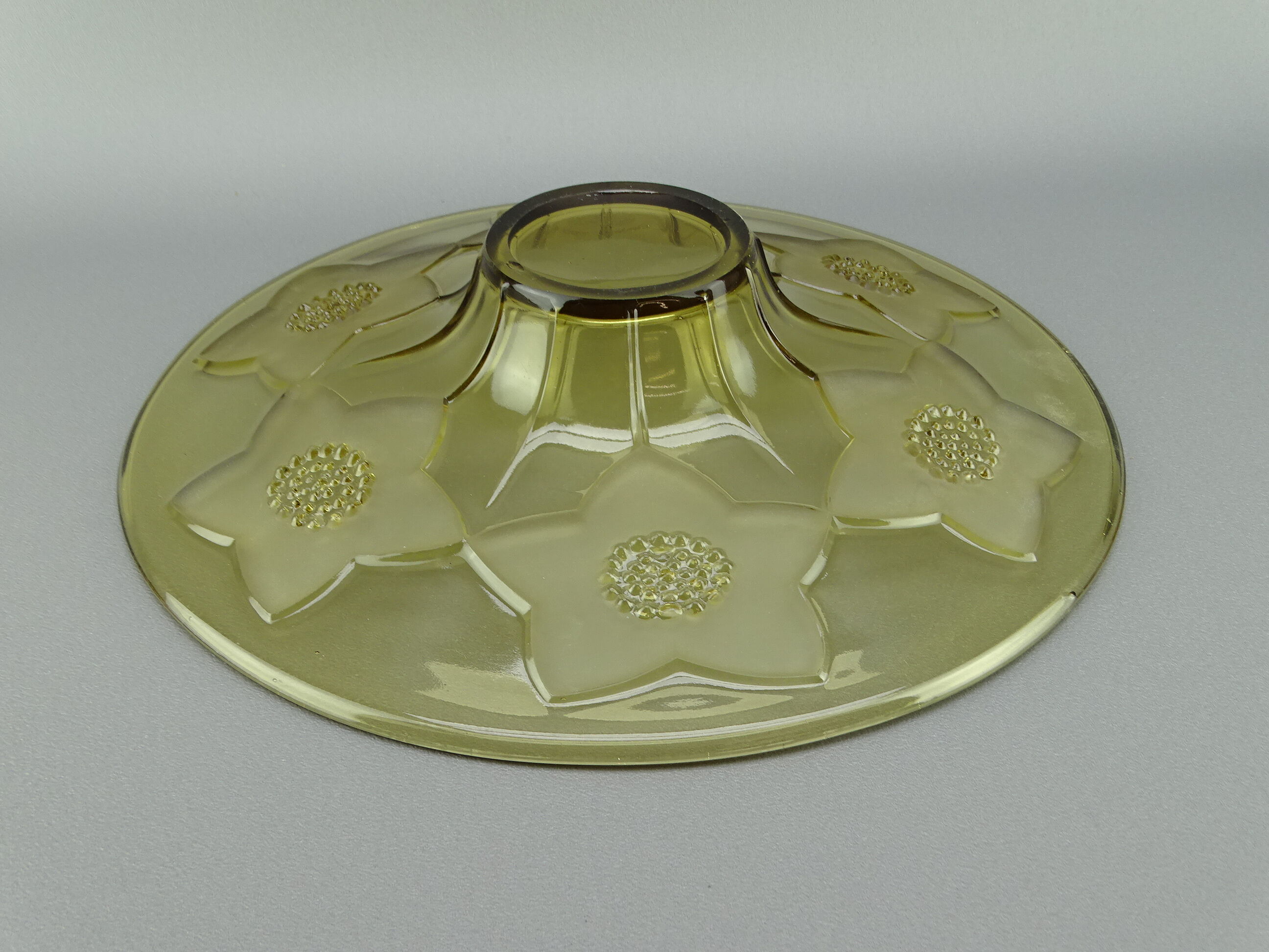 Pressed glass vintage fruit cup