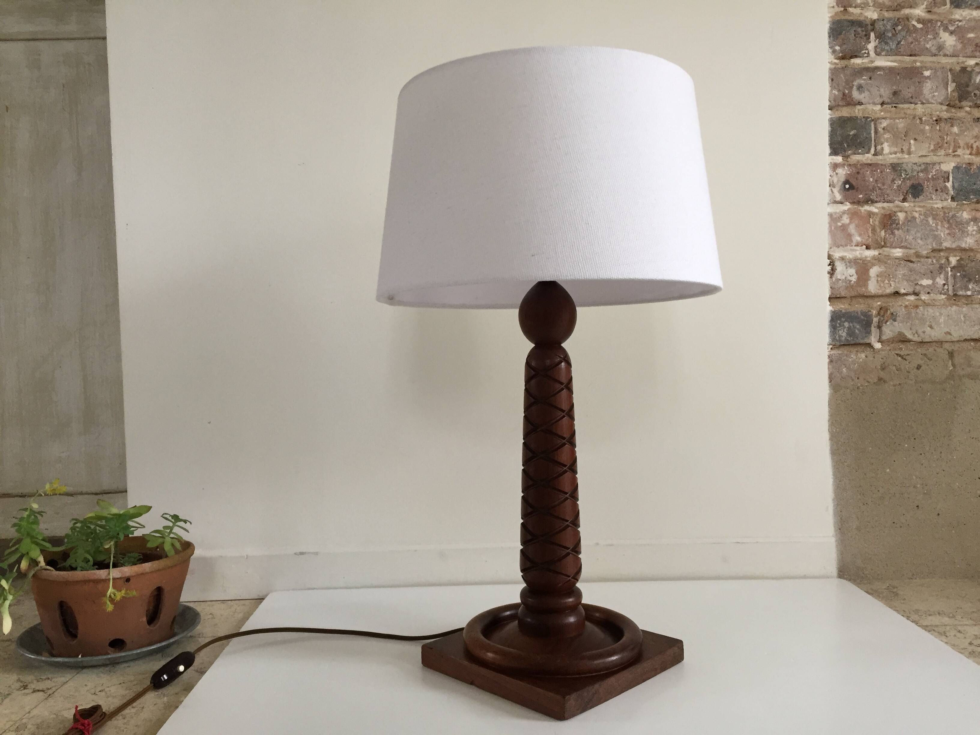 Art deco lamp rosewood carved