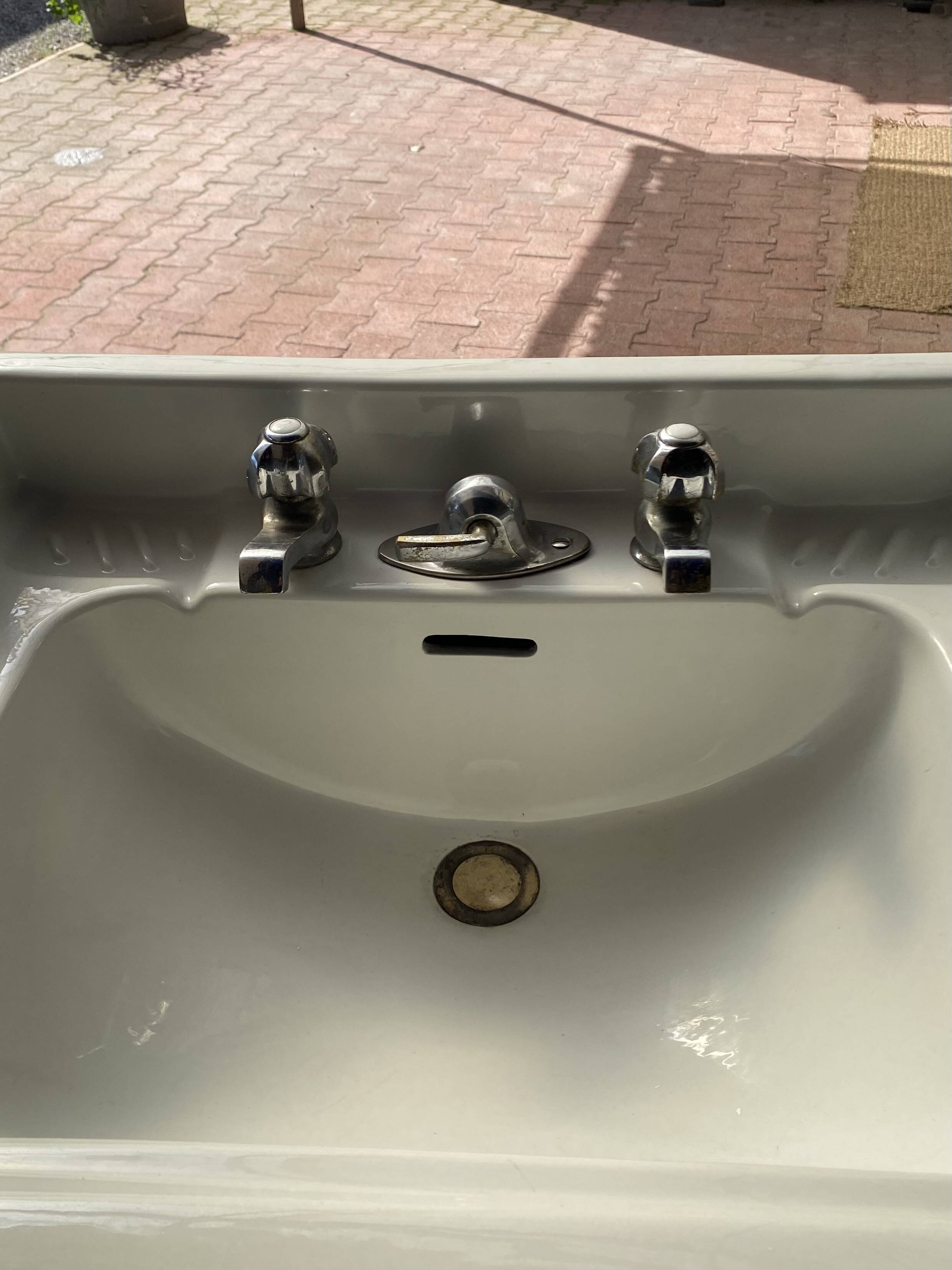 Ancien évier art déco