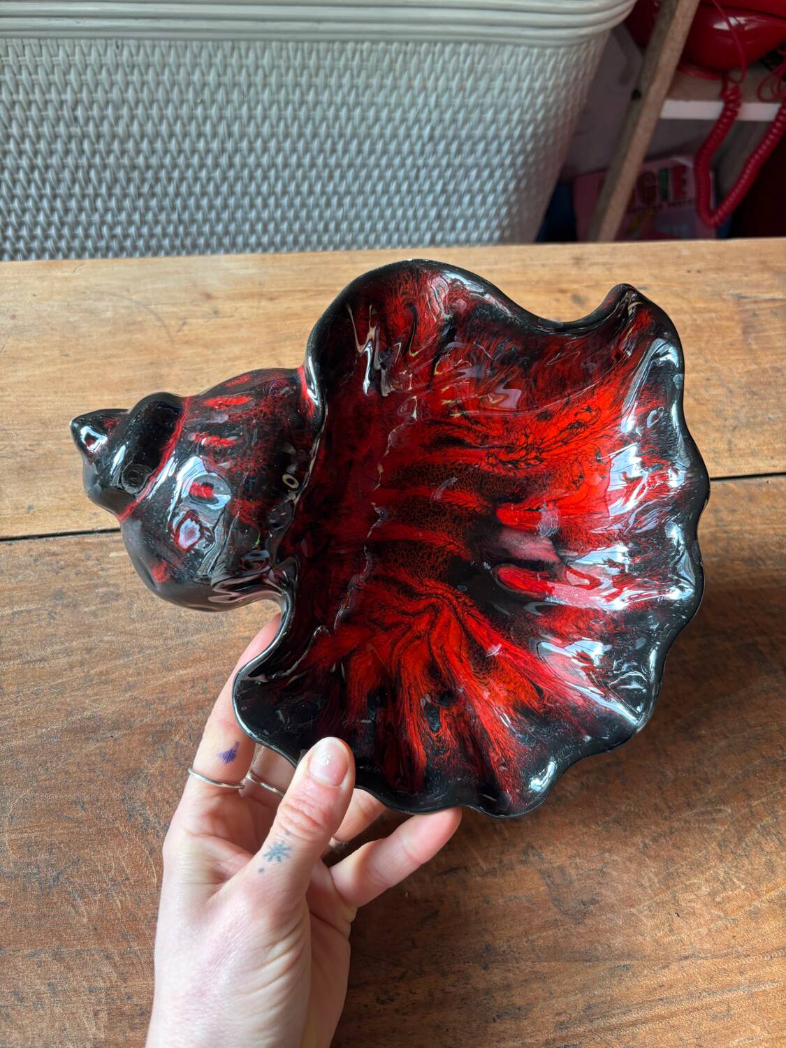 Large vintage seashell trinket tray