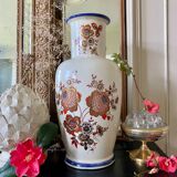 Japanese-style vase