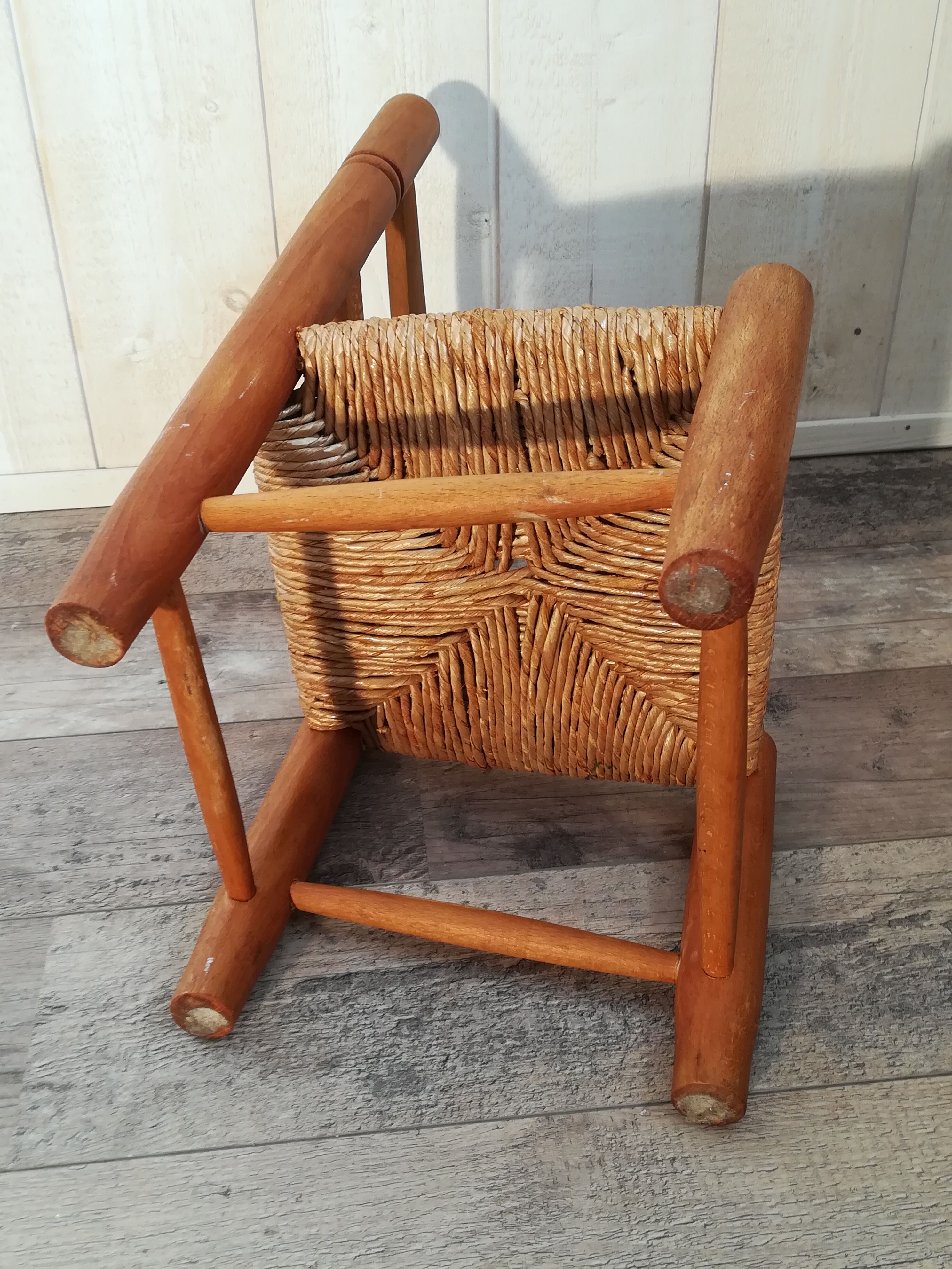 Chaise enfant en bois et paille