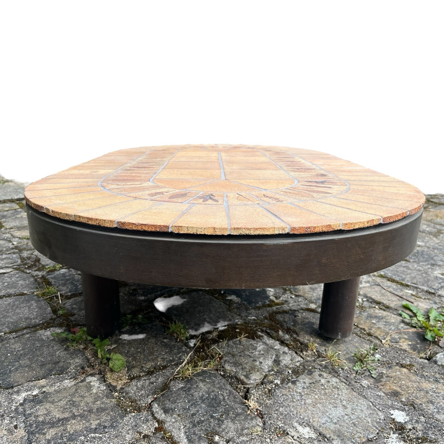 Capron oval herbarium coffee table