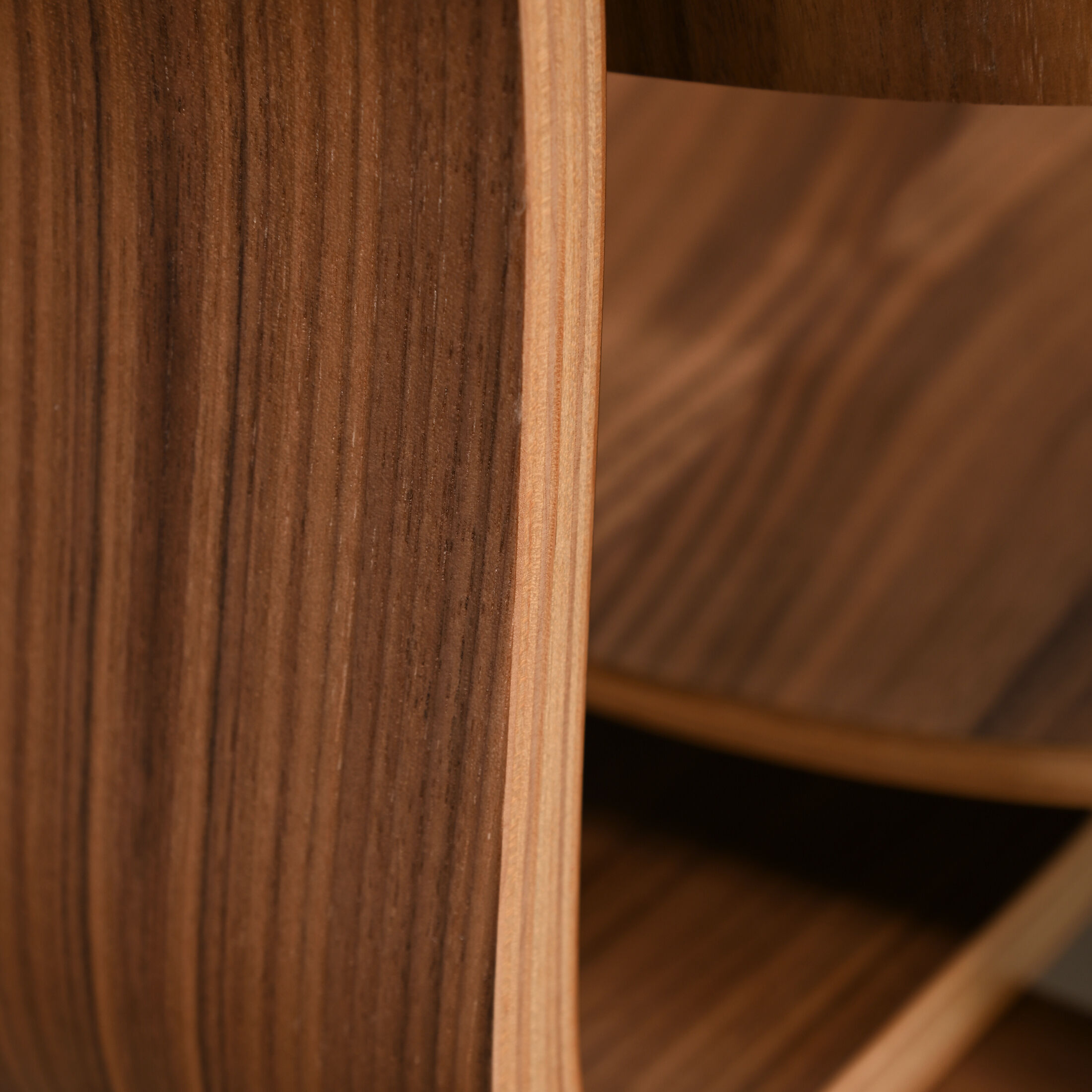 Charles & Ray Eames LCW walnut lounge chair for Herman Miller