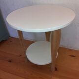Pedestal table