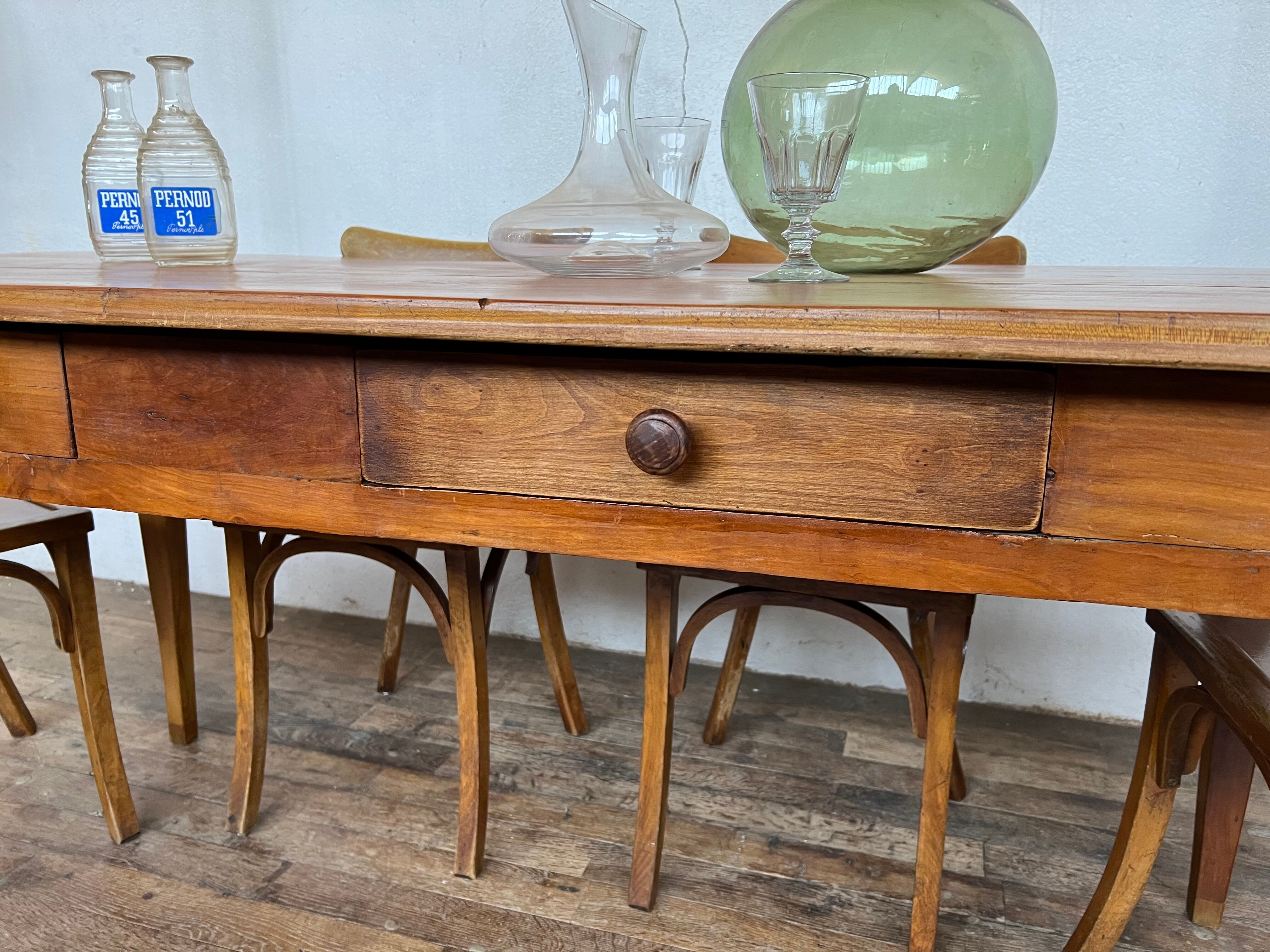 Old farmhouse table early XXth legs spindles solid wood
