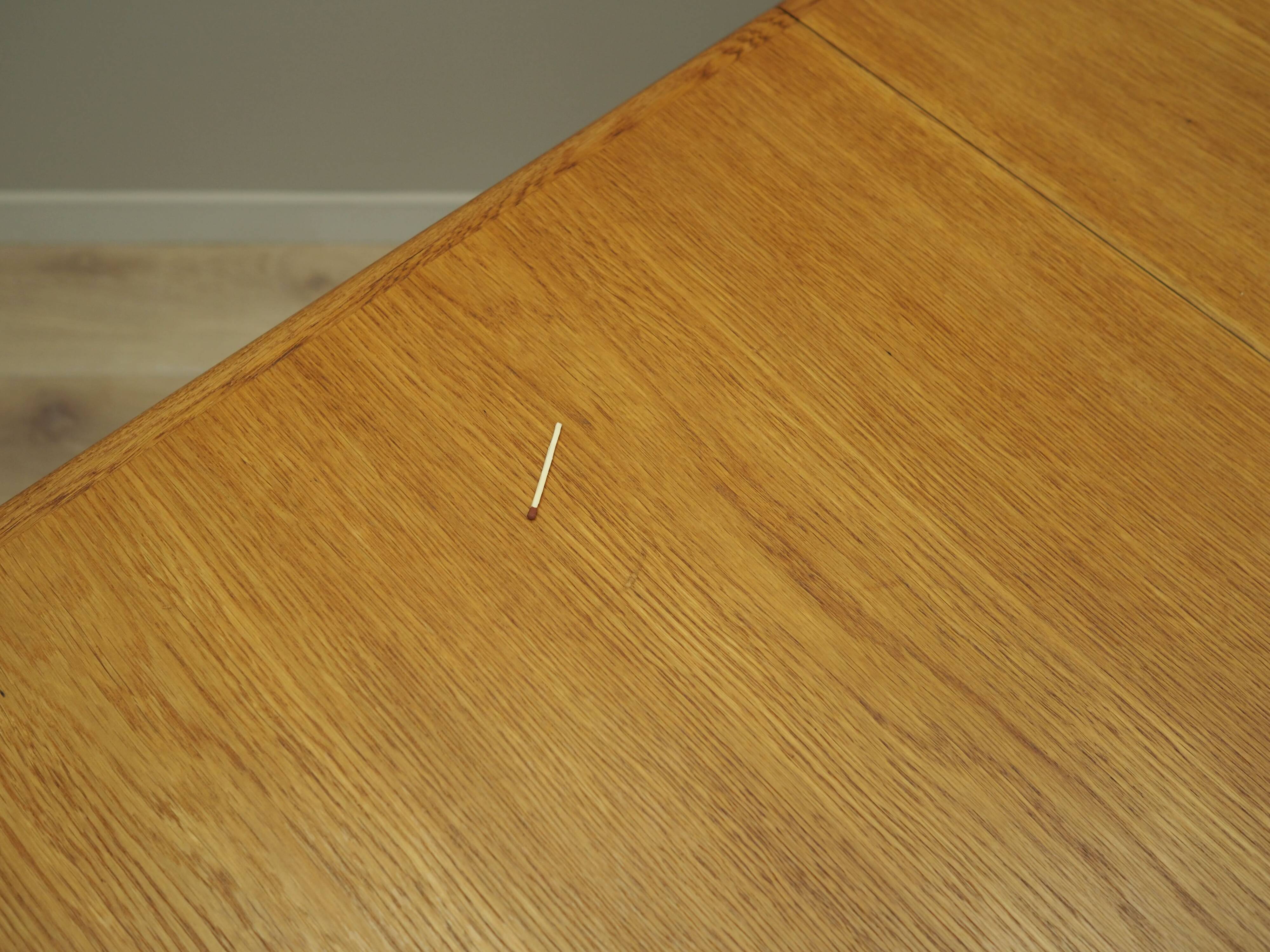 Oak table, Danish design, 1970s, production: Denmark