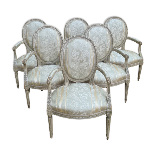 Suite de 6 fauteuils époque Louis XVI , vers 1785