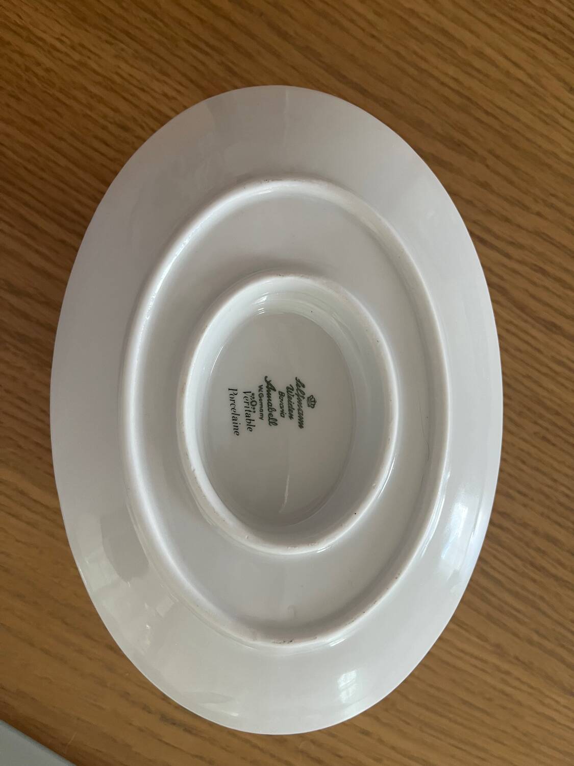 Porcelain sauce boat