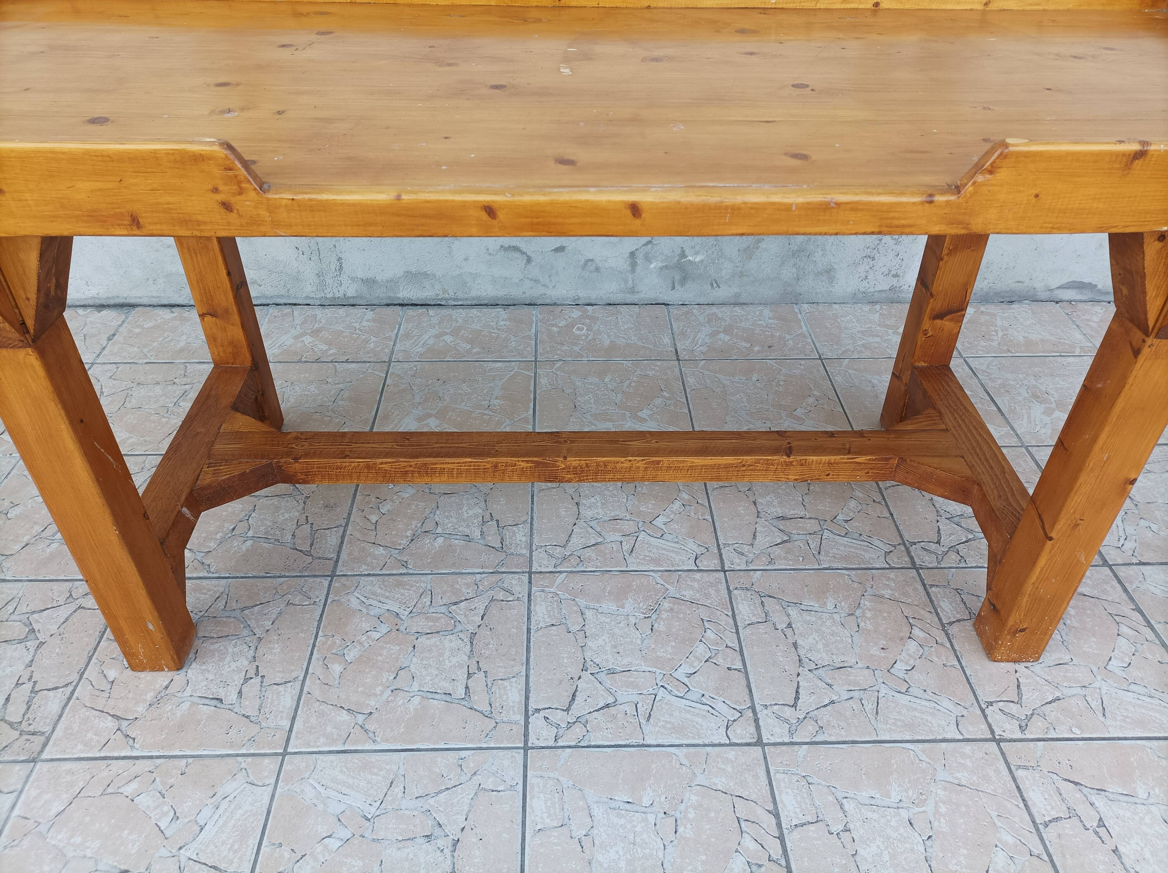 Vintage kitchen island loom table
