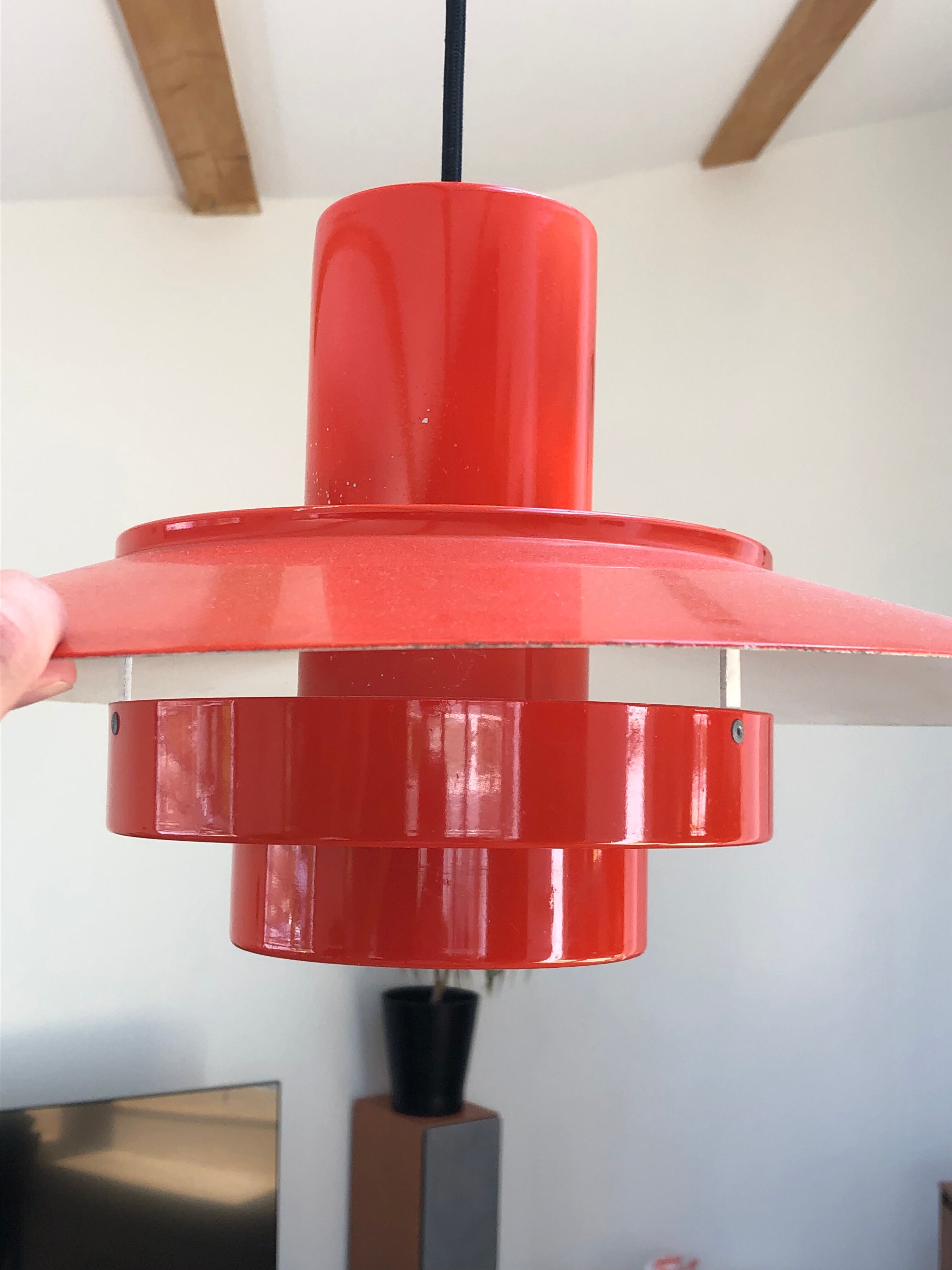Scandinavian pendant lamp