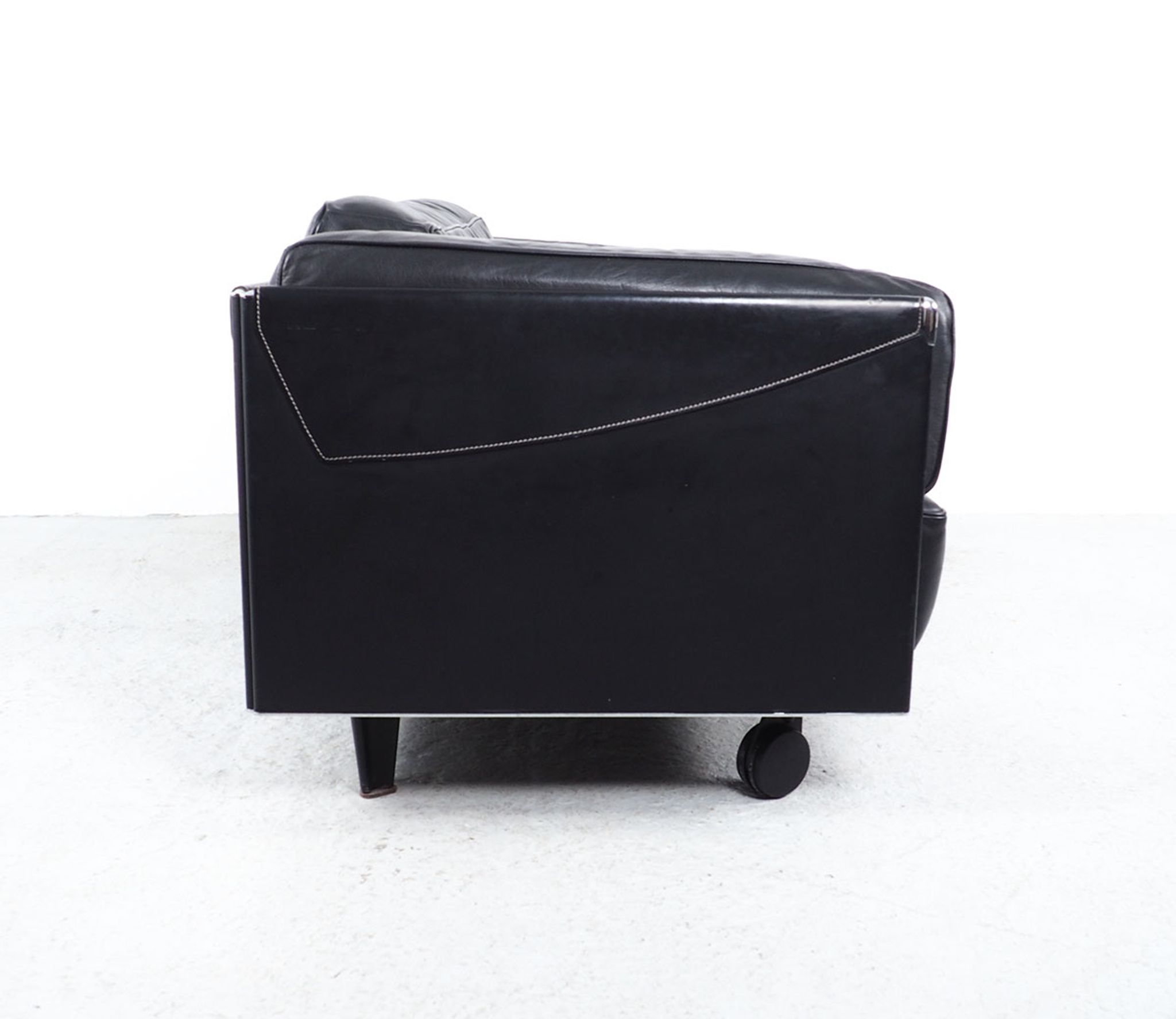 Twice 2.5-Seater Leather Sofa by Pierluigi Cerri for Poltrona Frau, 1990s
