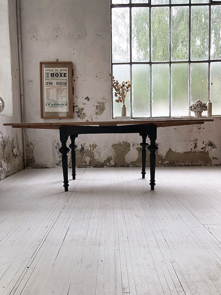 Ancient oak farm table with extensions 218 cm