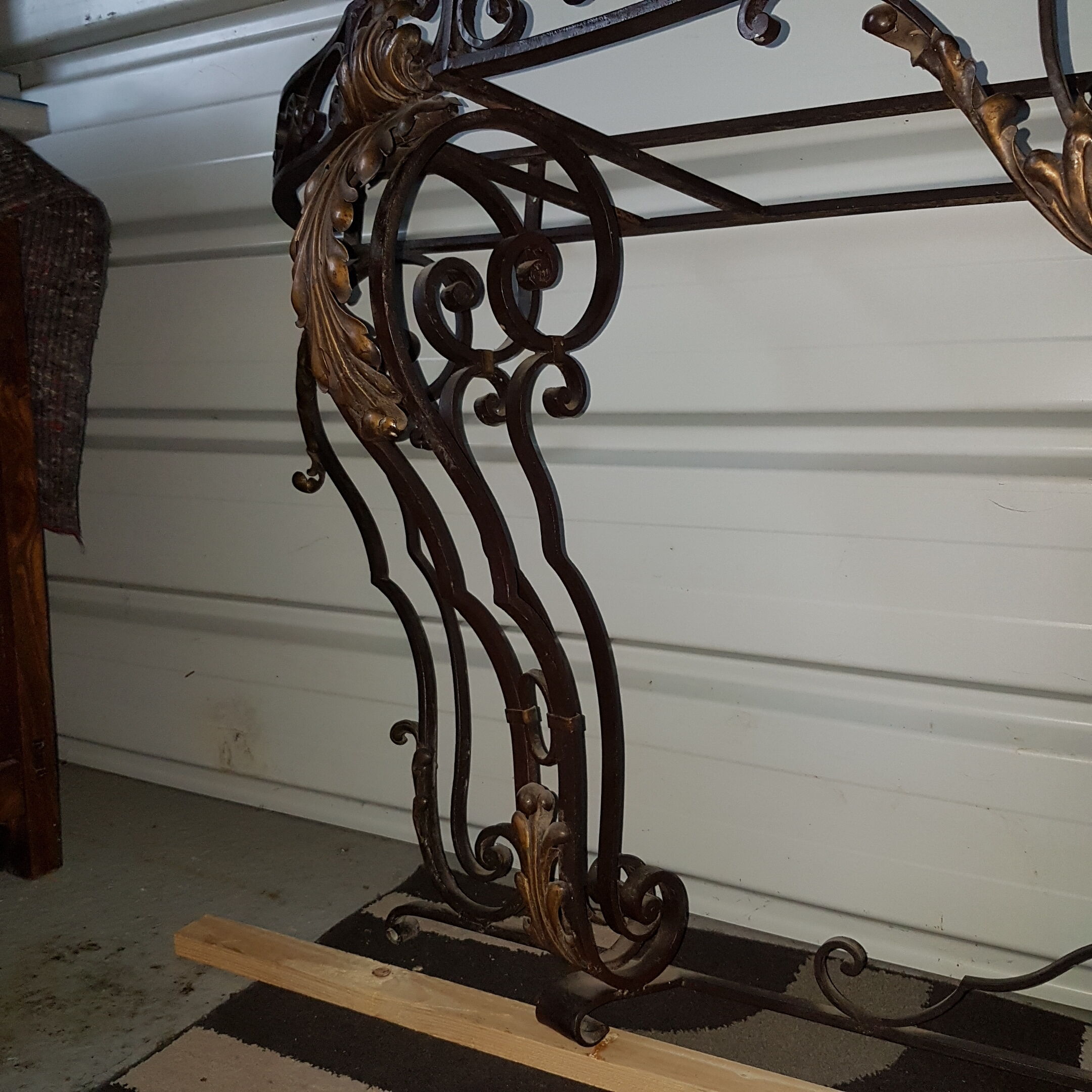 Marble wrought iron tray console