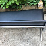 Tubular steel bench
