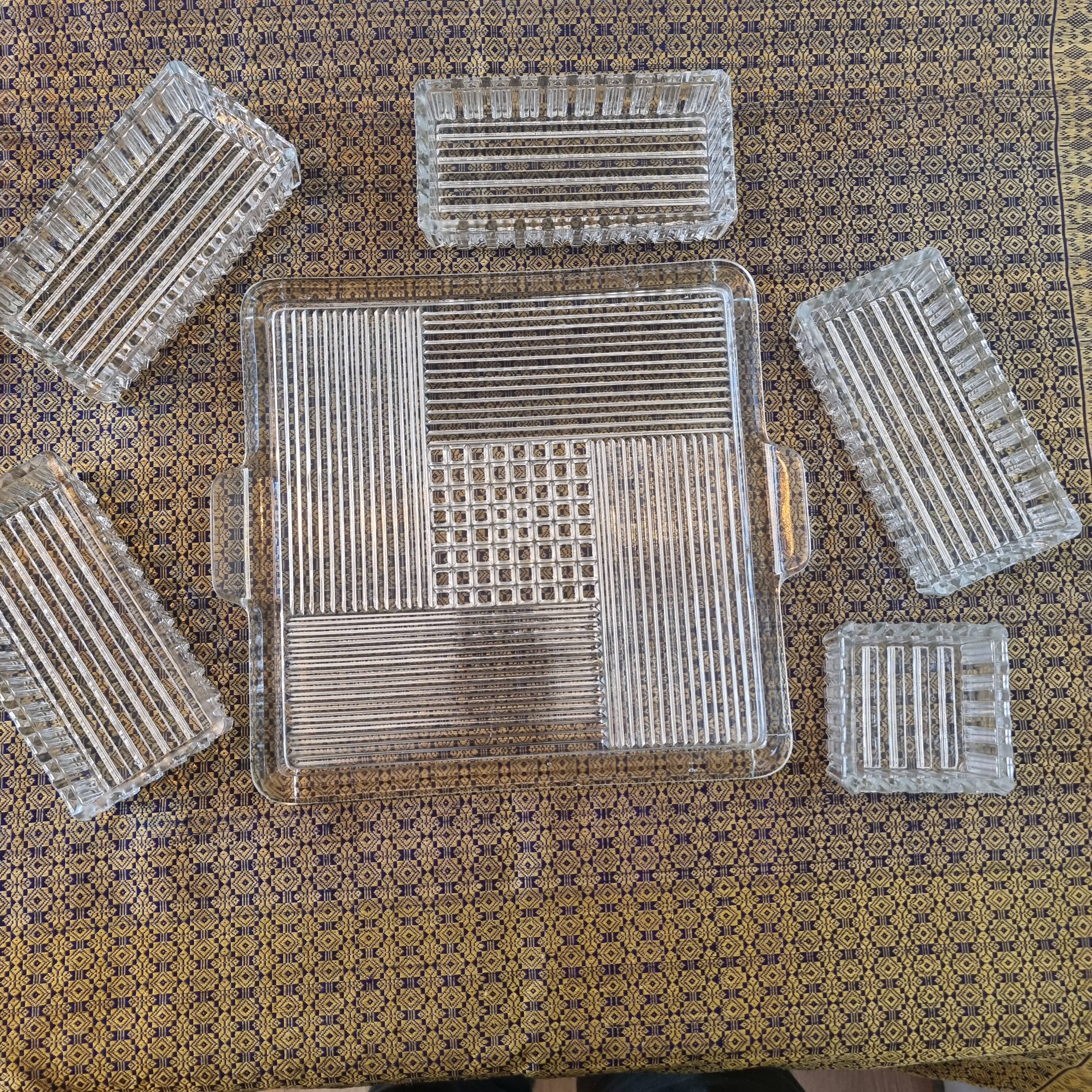 Large 6-piece aperitif tray in French molded rock crystal from the 50s and 60s