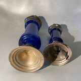 Paire de bougeoirs orientaux en verre bleu cobalt