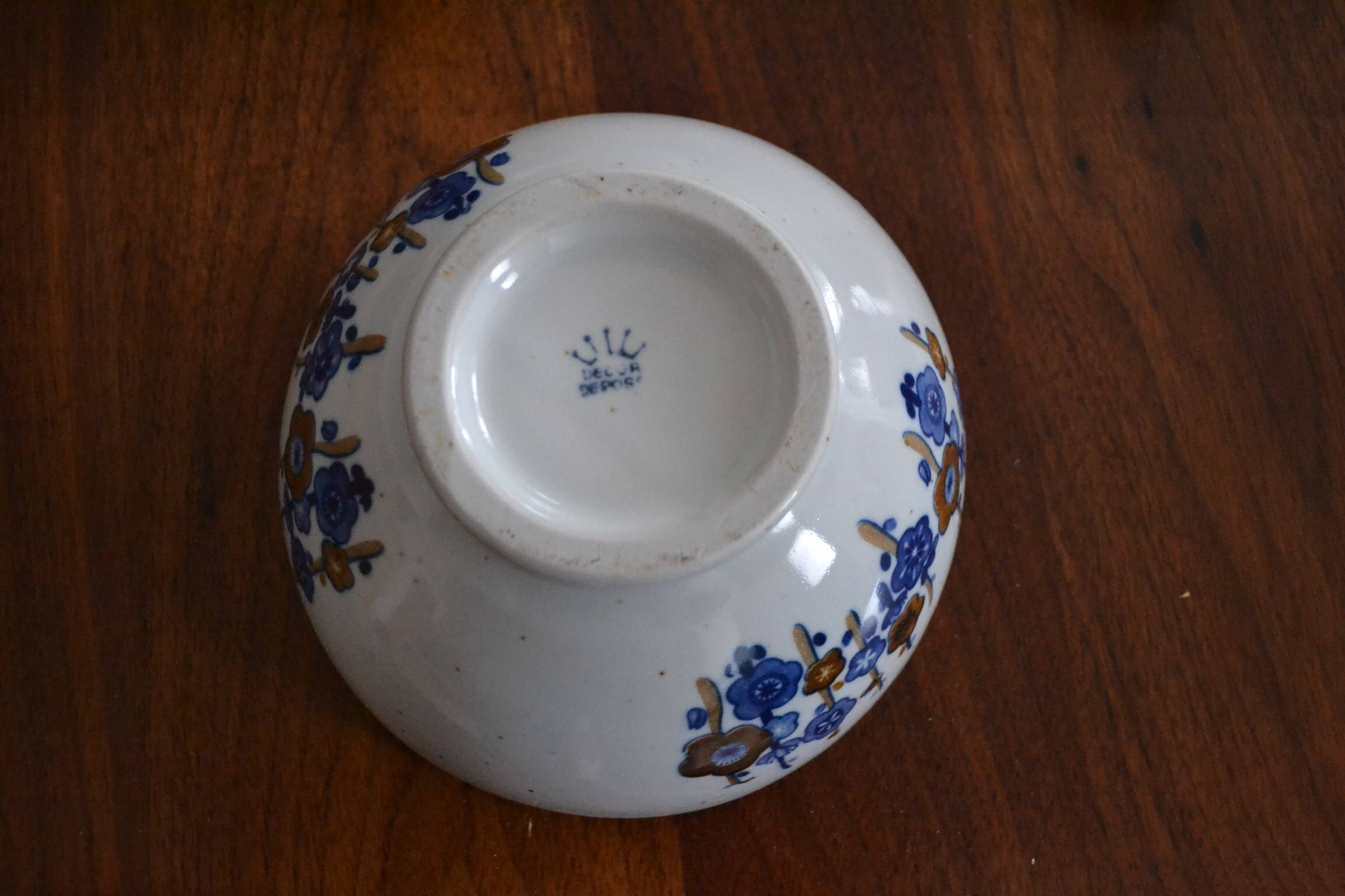Japanese stoneware bowl