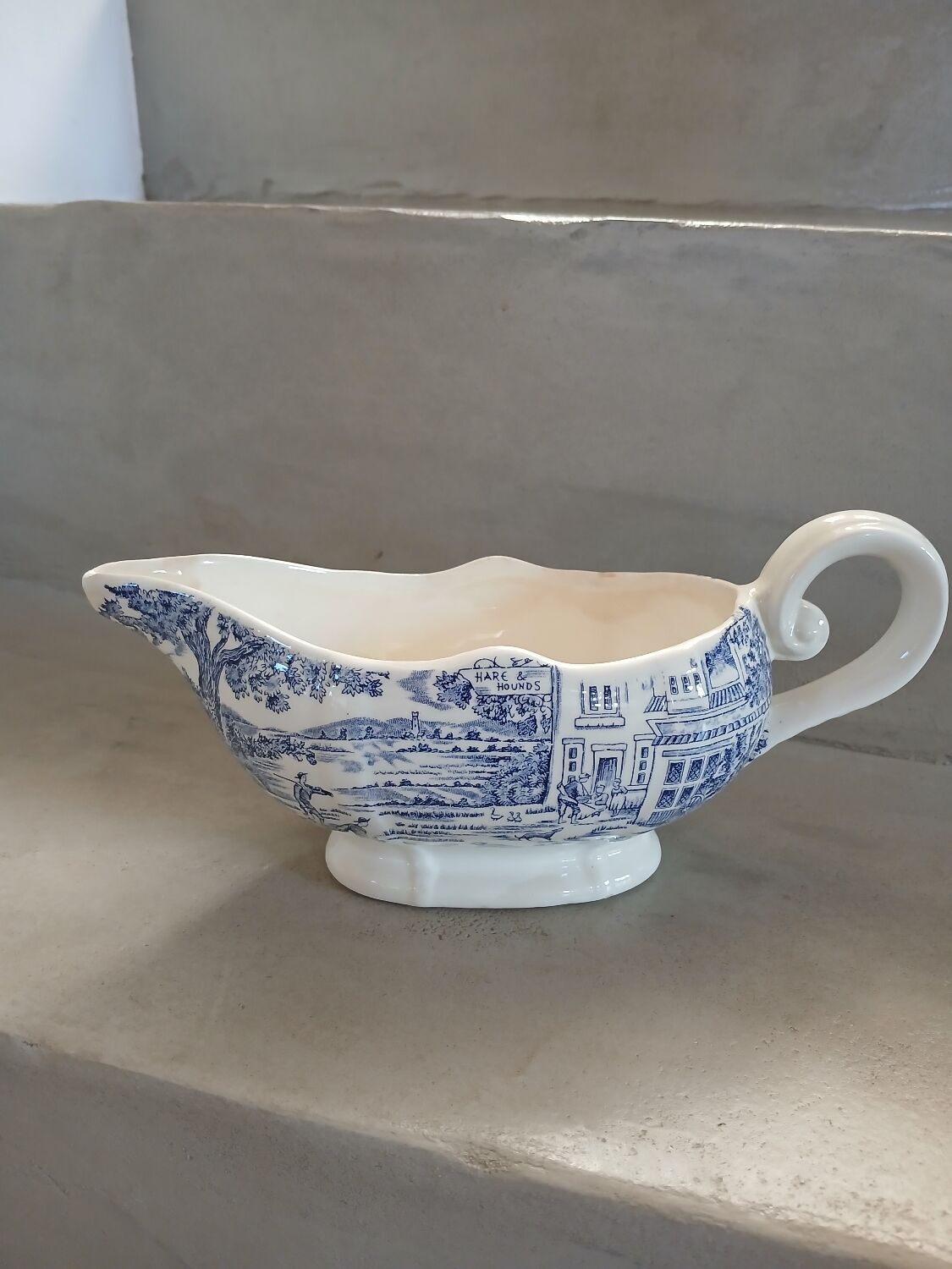 Saucière ancienne anglaise