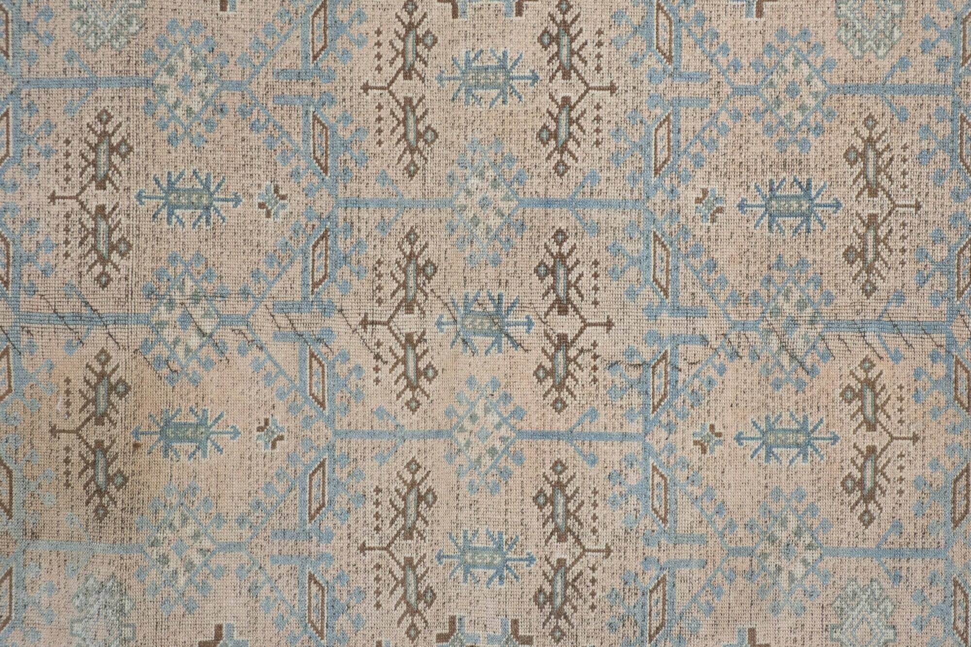 Vintage Turkish handmade rug 190x281 cm