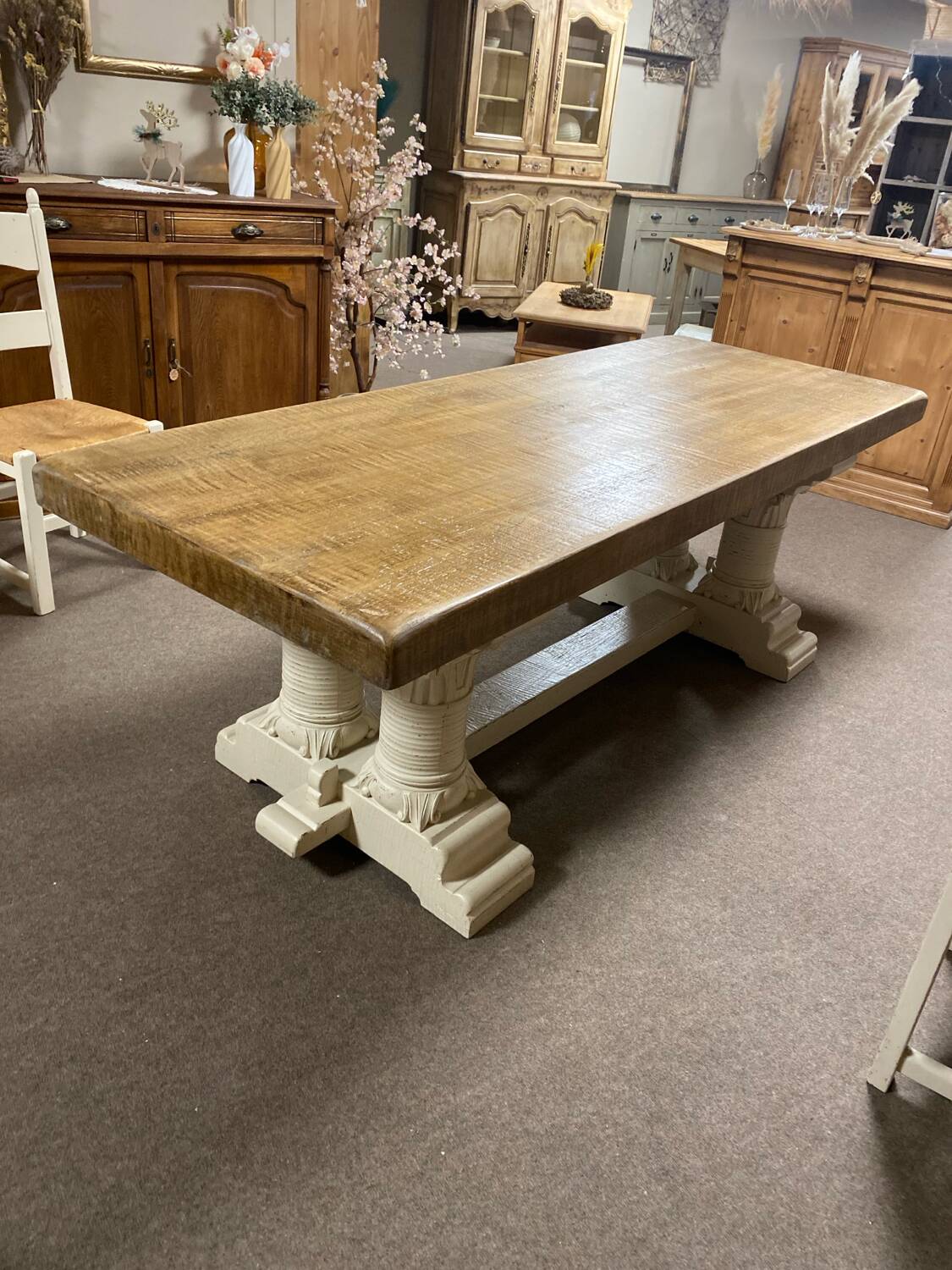 Farmhouse table, table