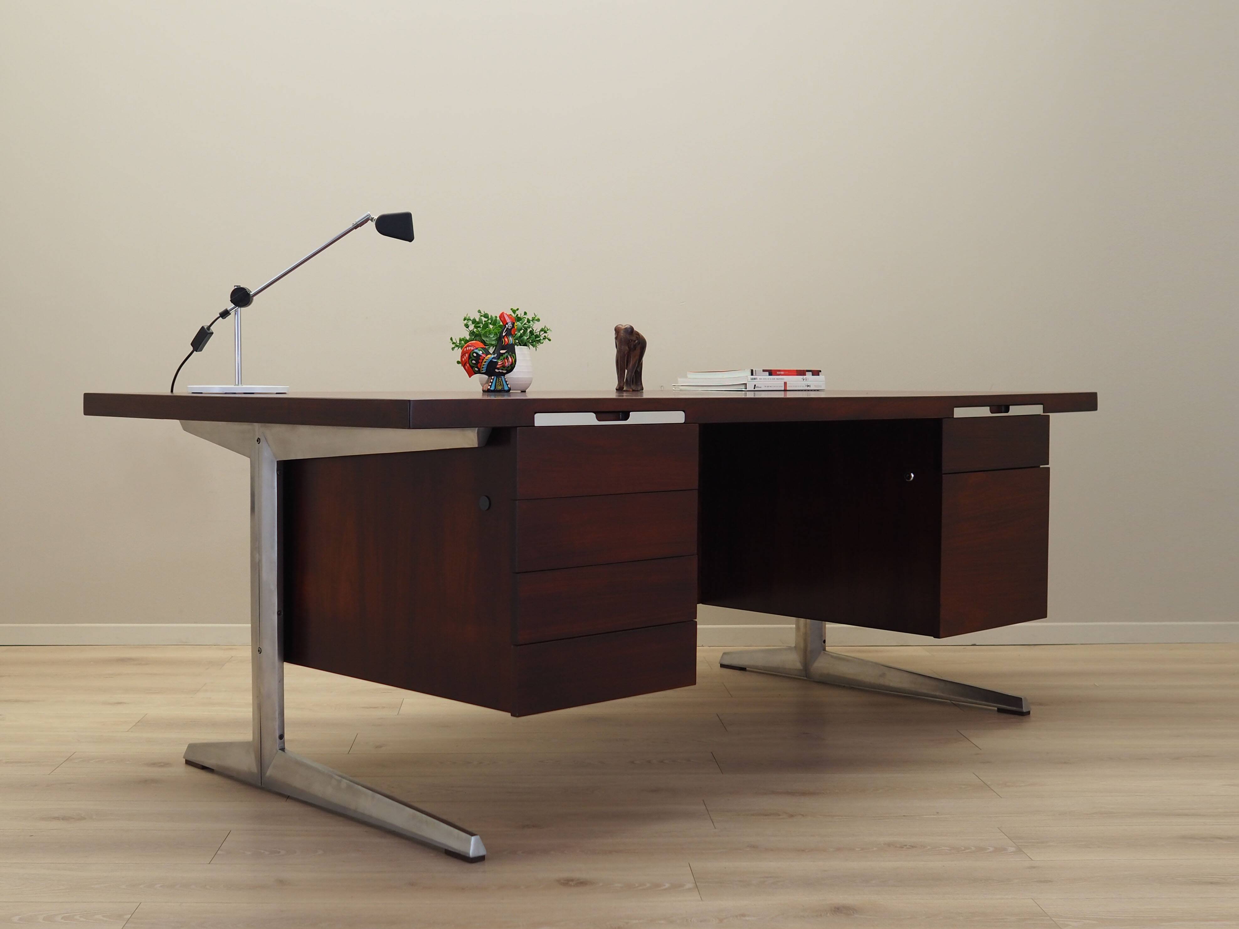 Bureau en palissandre, design danois, années 1970, designer : Marius Byrialsen, fabricant : Nipu Møbler
