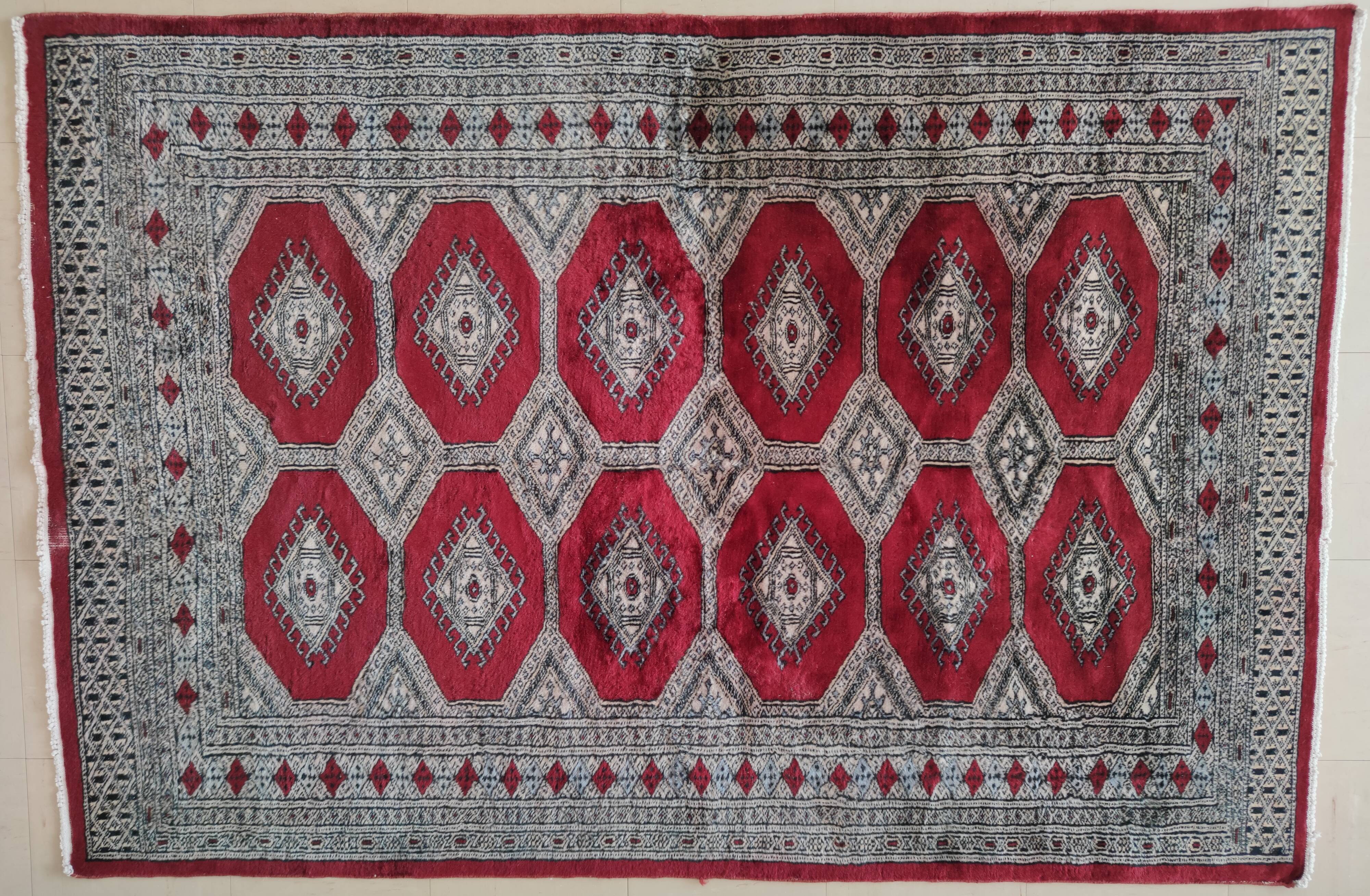 Bukhara-samarkand rug 188 x 126 cm clean tbe