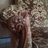 Classic-style velvet sofa