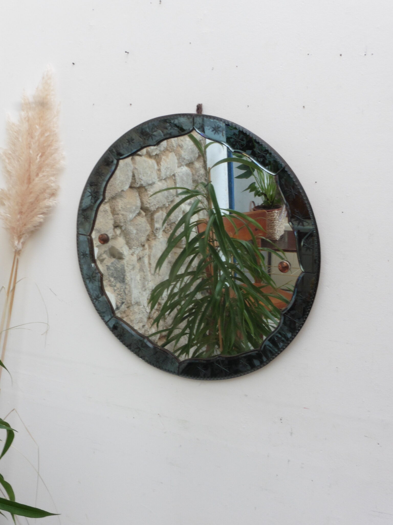 Round Venetian mirror