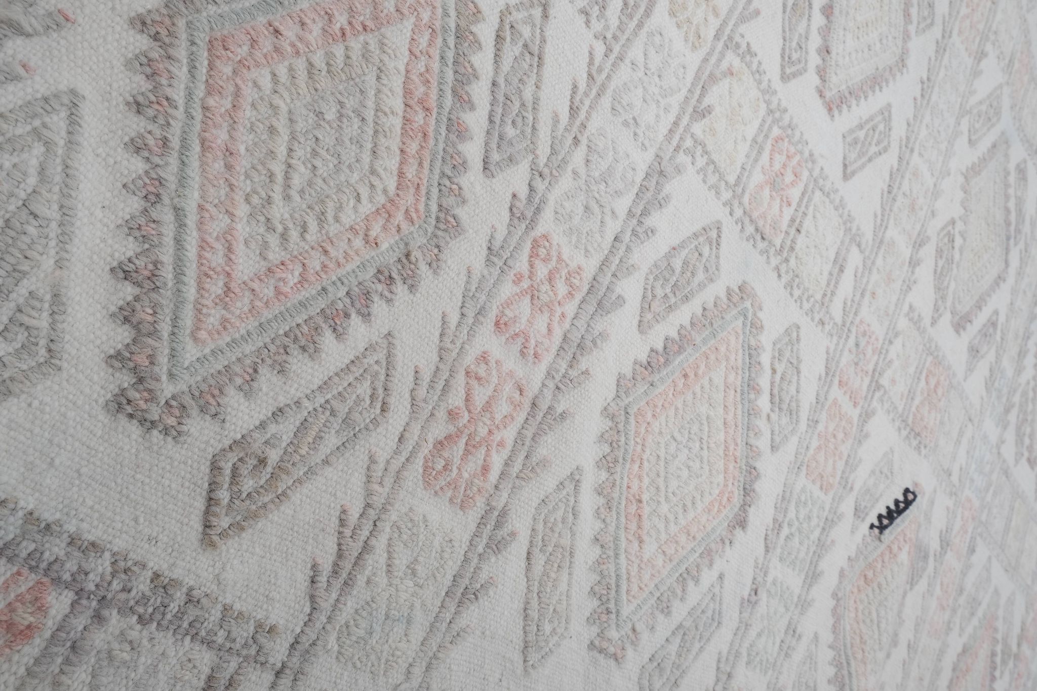 Vintage Turkish rug from Oushak, hand-woven 156x216 cm
