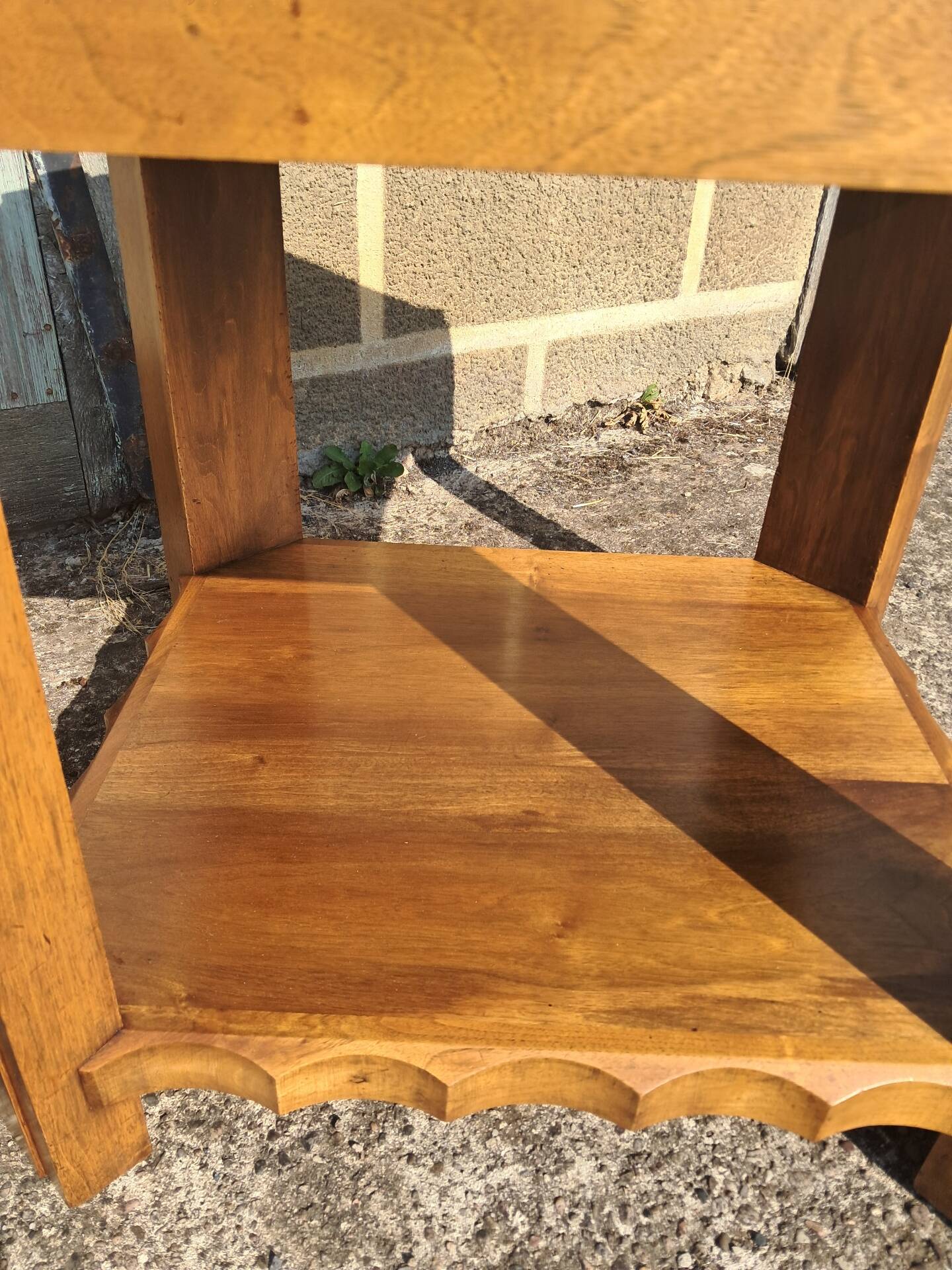 Art Deco coffee table in solid walnut