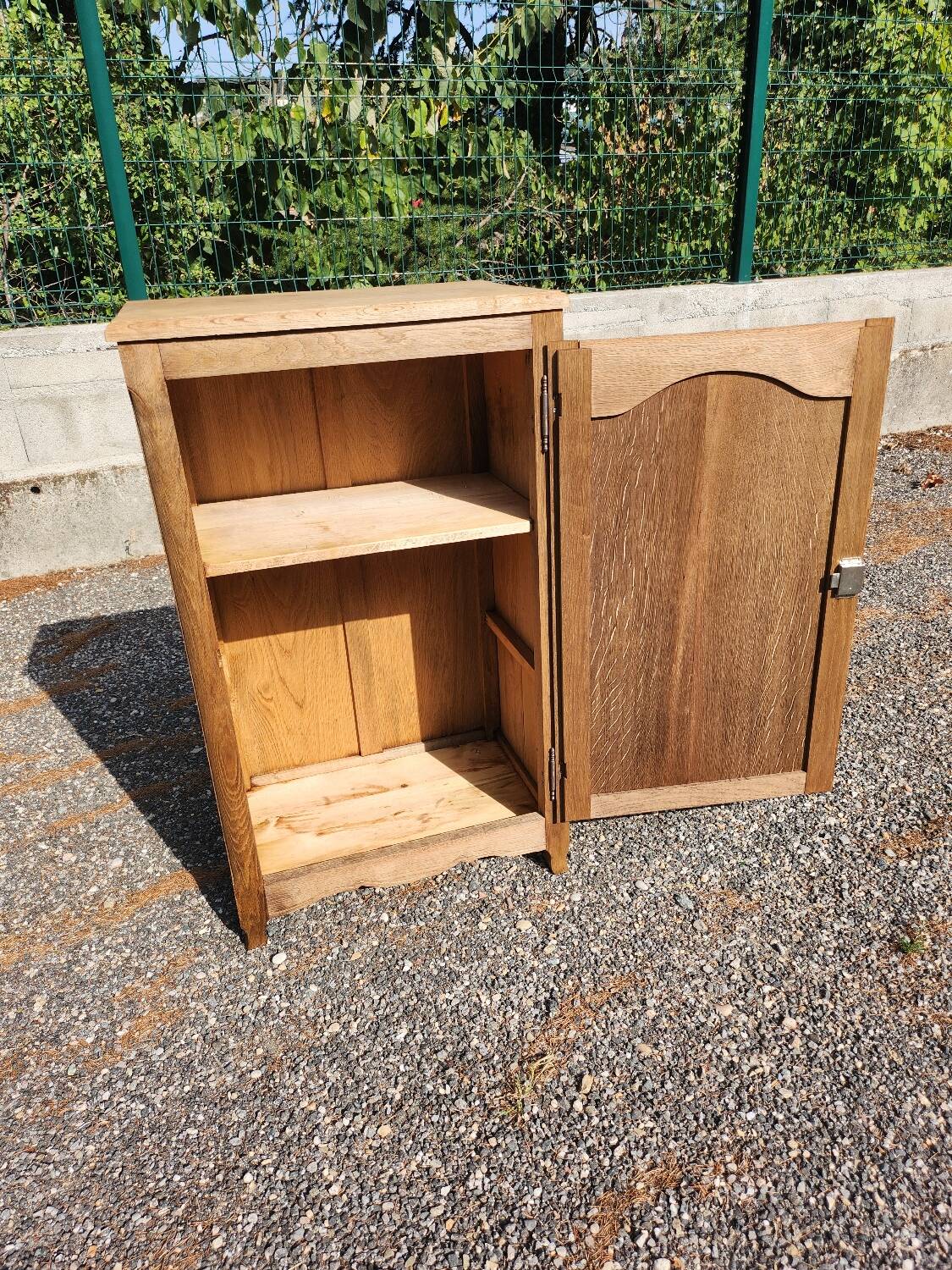 Old small vintage oak 1-door cabinet