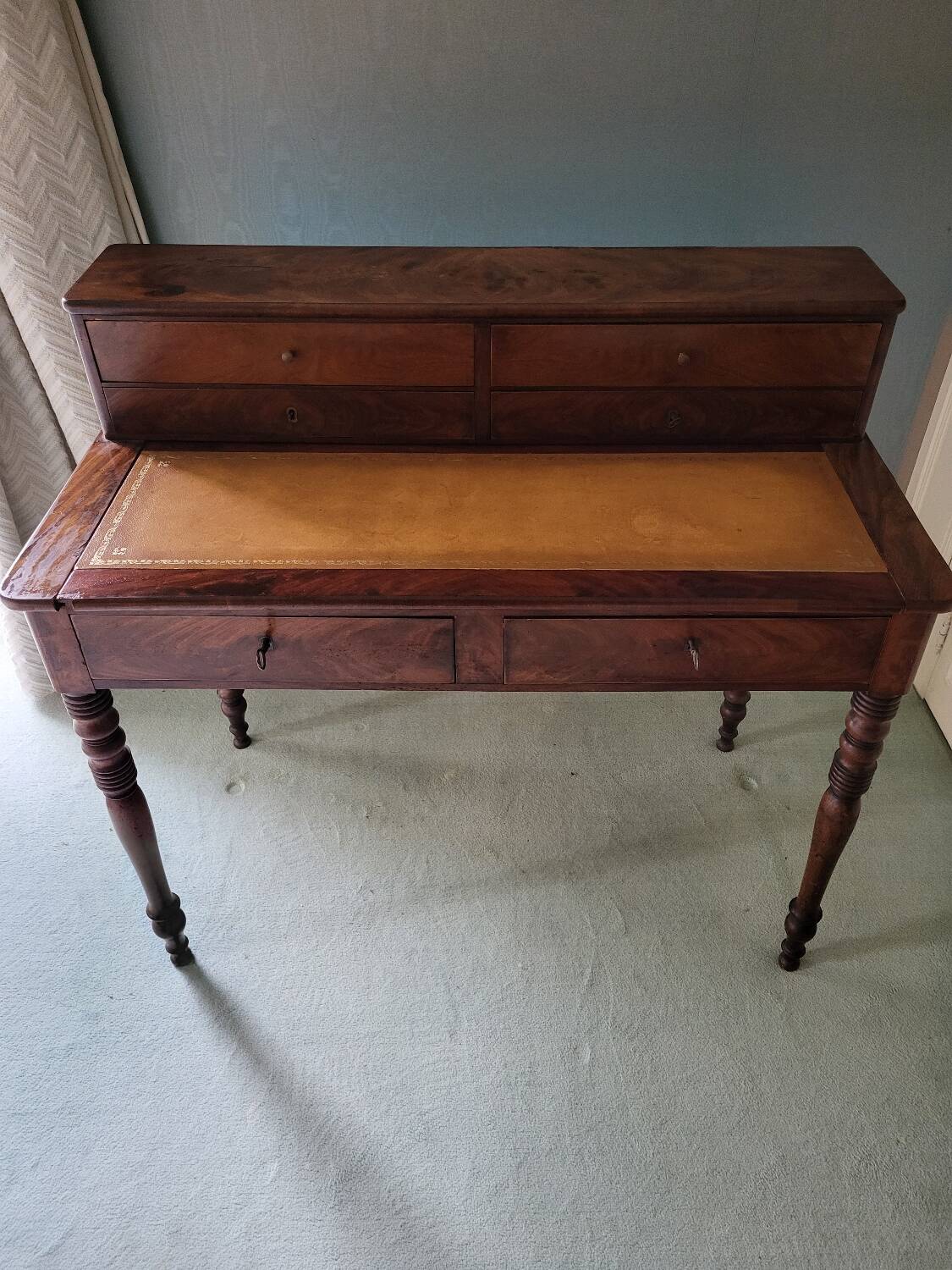 Louis Philippe Office