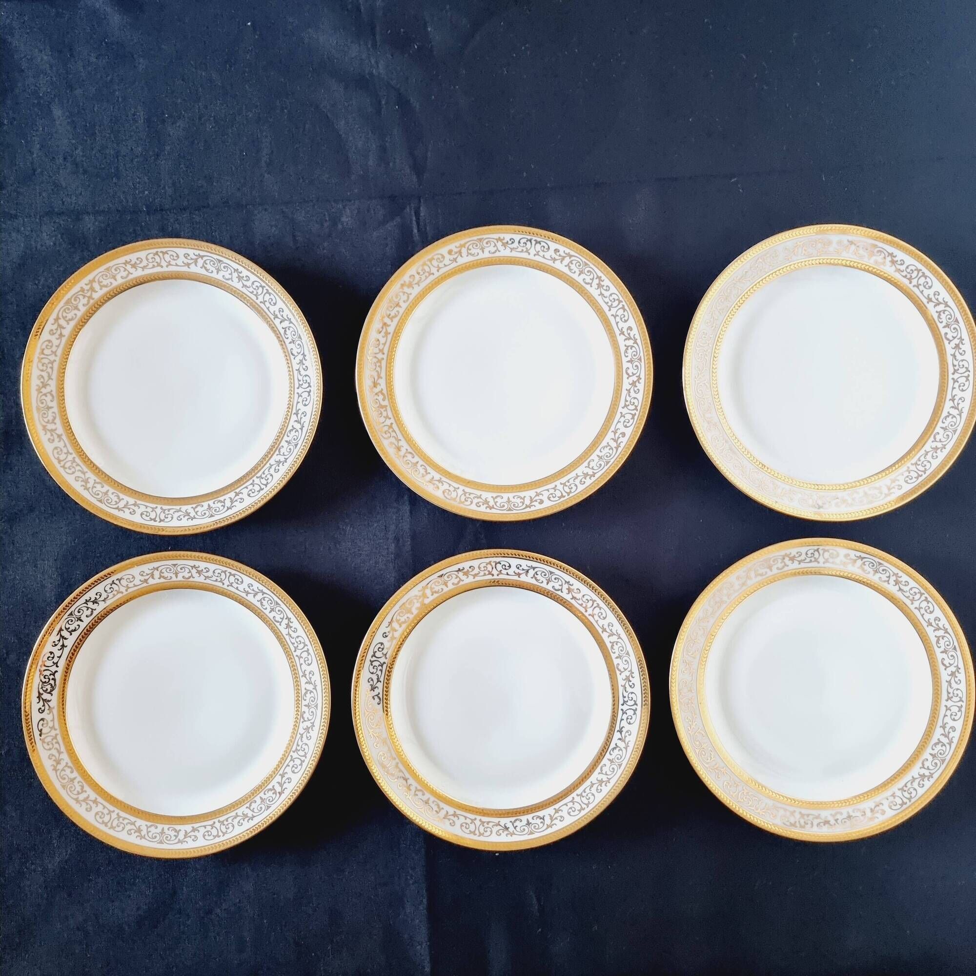 Set of 6 Limoges porcelain soup plates, decorated with gold 24