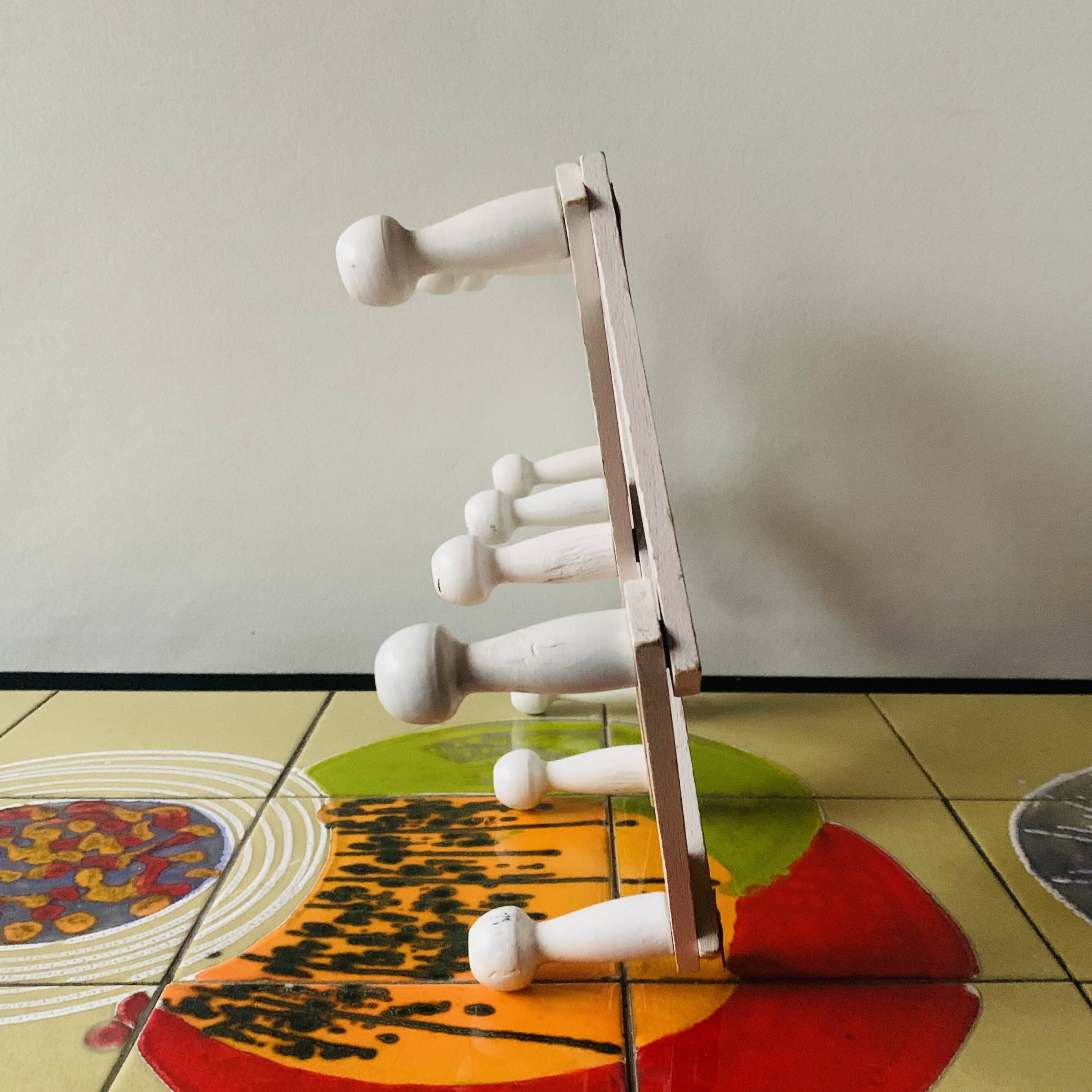 Vintage accordion coat rack in white painted wood