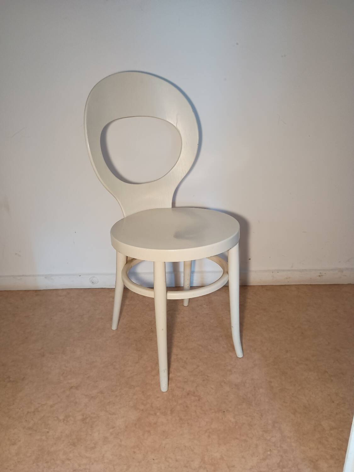 Baumann seagull chair