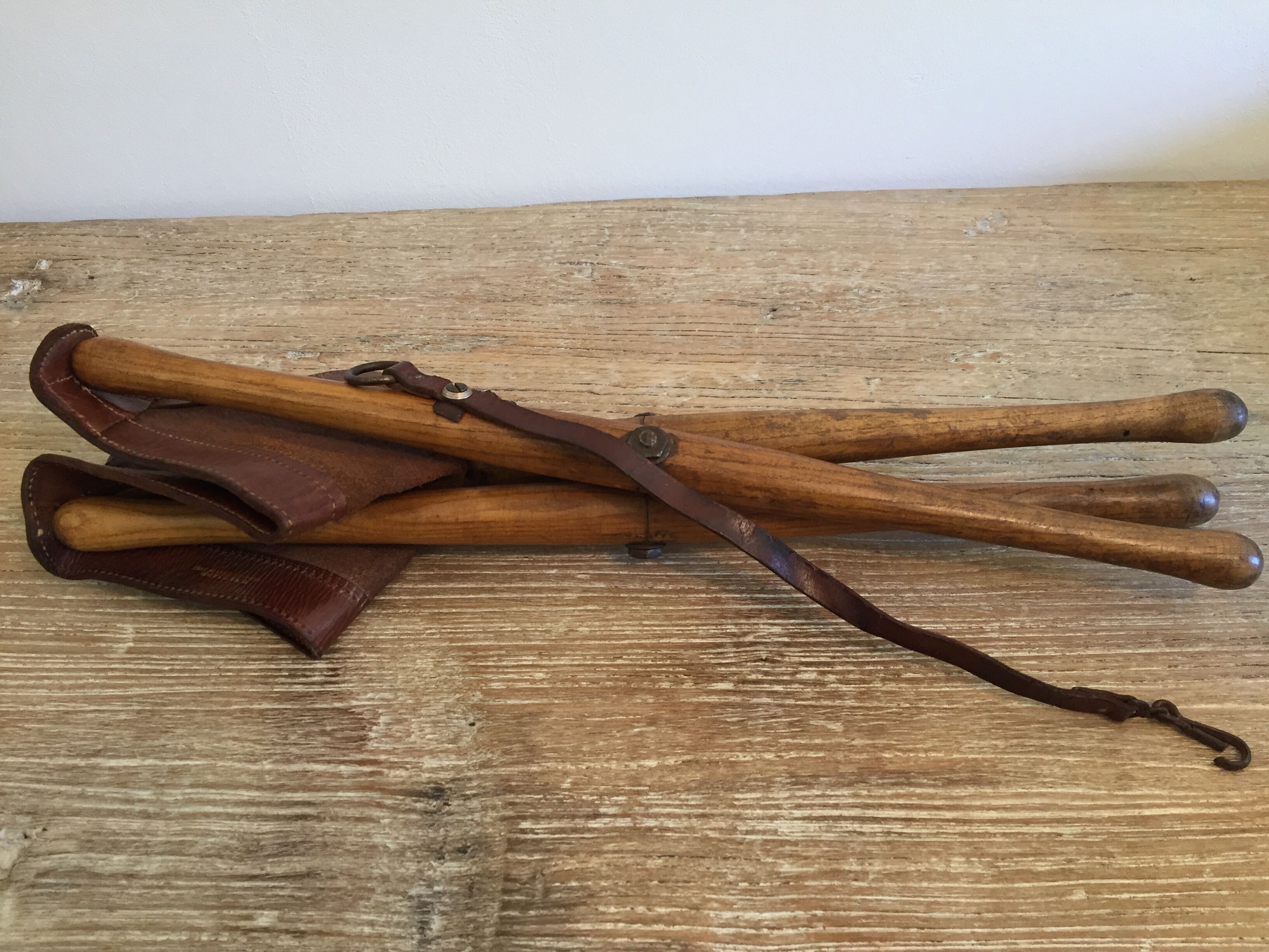 Folding leather fishing stool