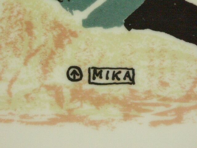 Plateau - 28 Canadian Inuit Hunter