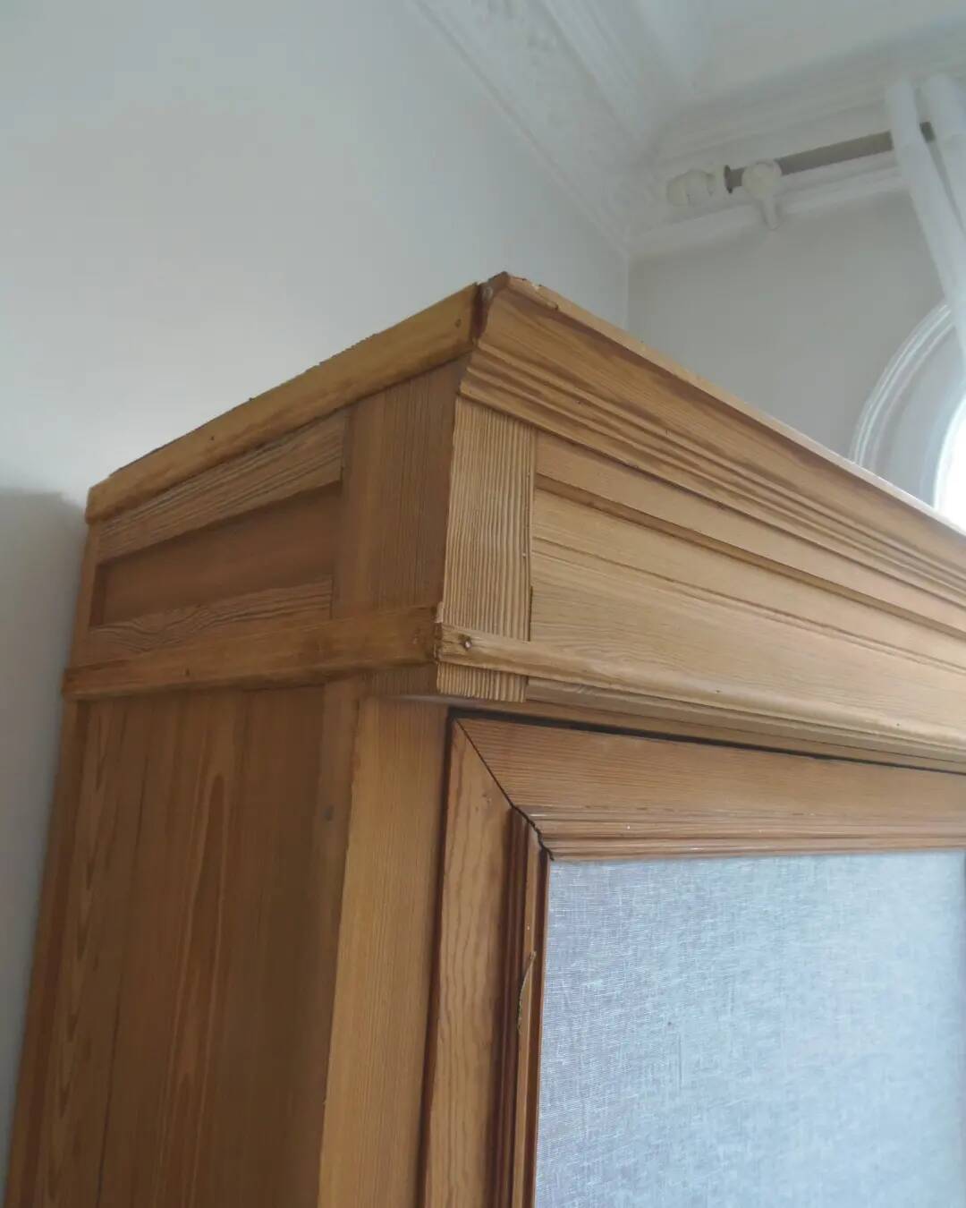 Lingère, armoire, vaisselier de 1905 en pitchpin