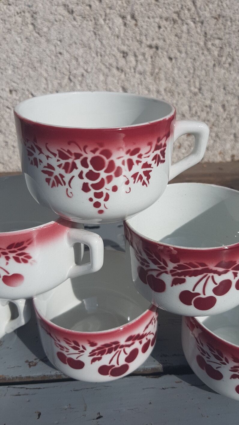 Tasses vintage luneville