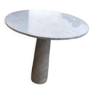 Circular Carrara marble dining table
