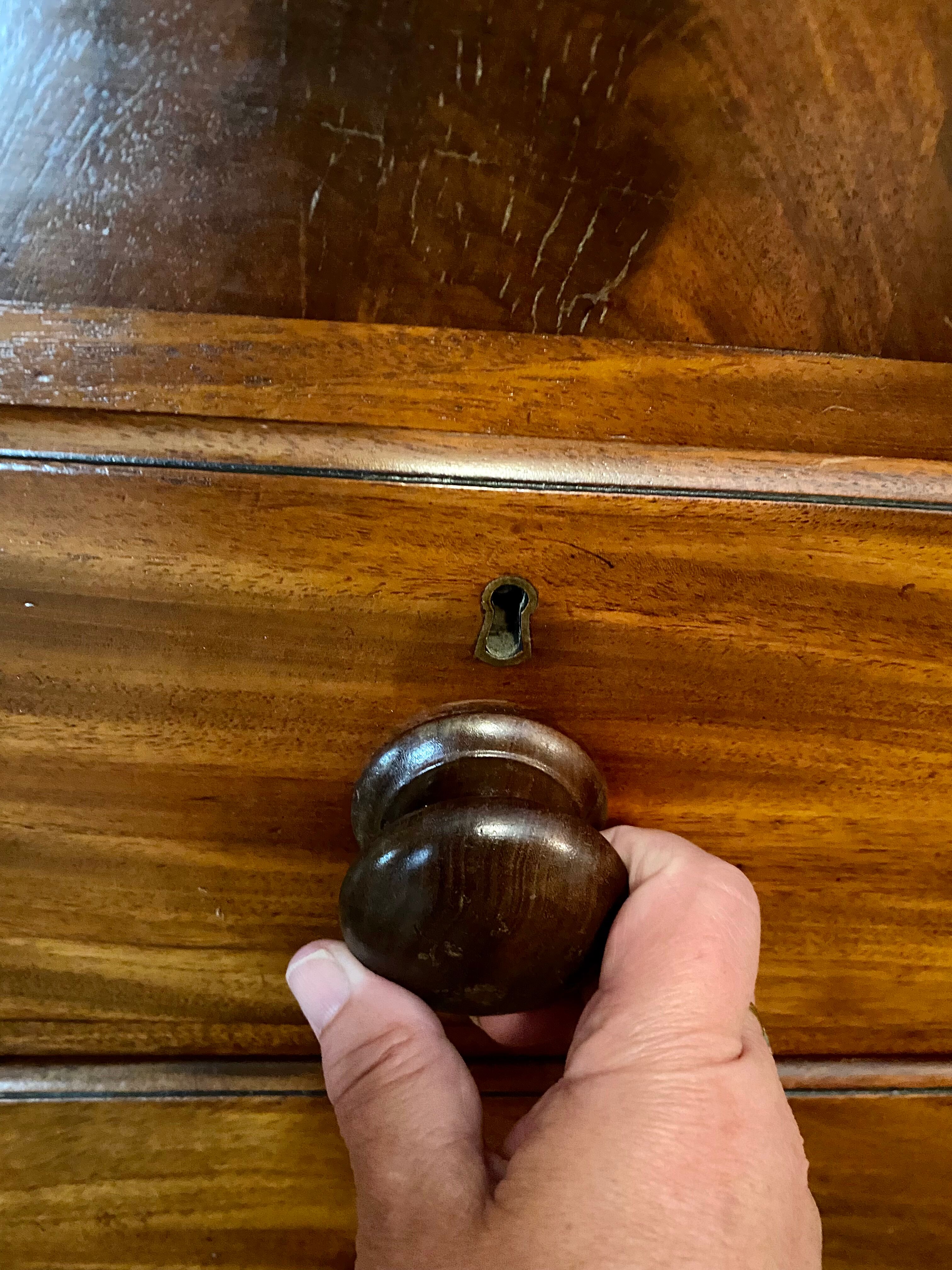 English mahogany dresser
