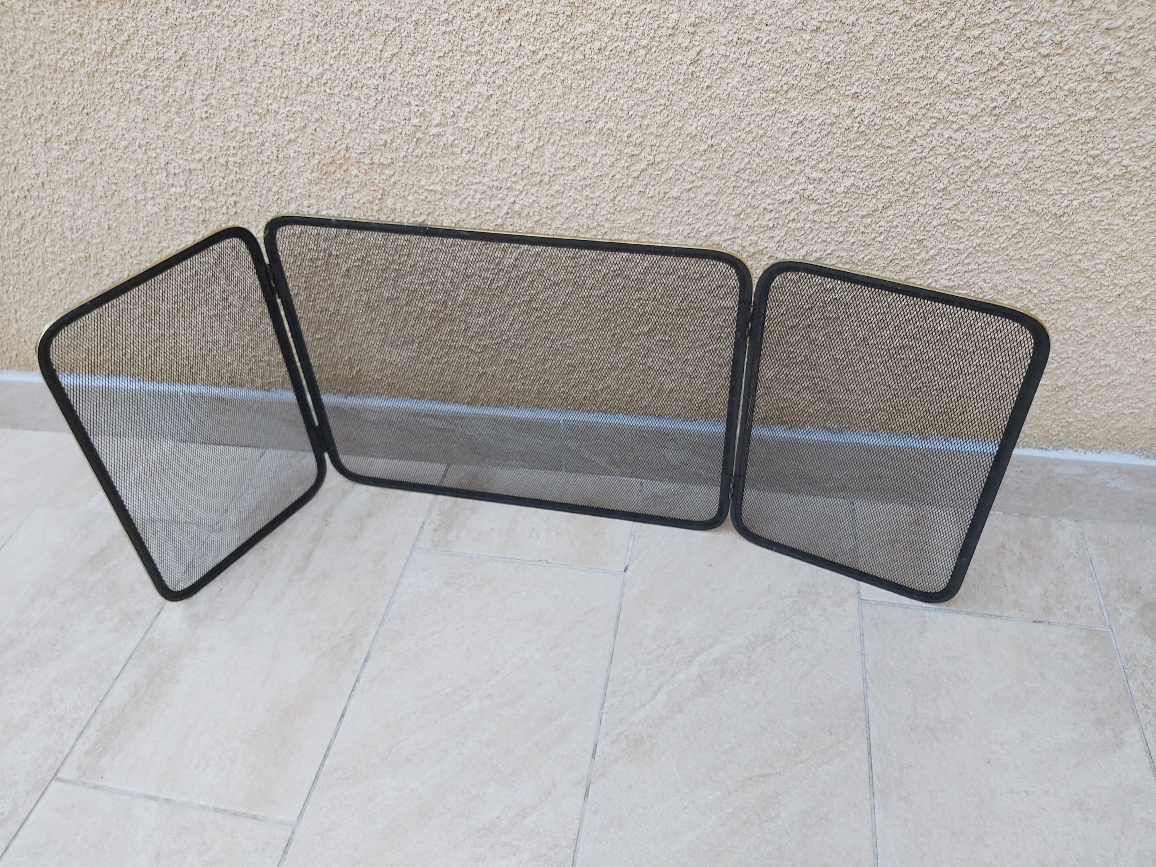 Fireplace screen