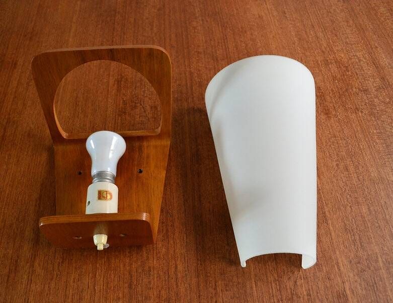 Louis Kalff NX 41 wall lamp opaline teak