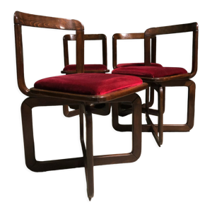 Ensemble de 4 chaises de salle