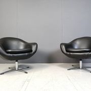 Fauteuils club du milieu du siècle, années 1960
