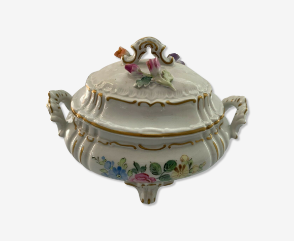 Soupiere made in gdr hand painted miniature porcelaine fleurs relief |  Selency