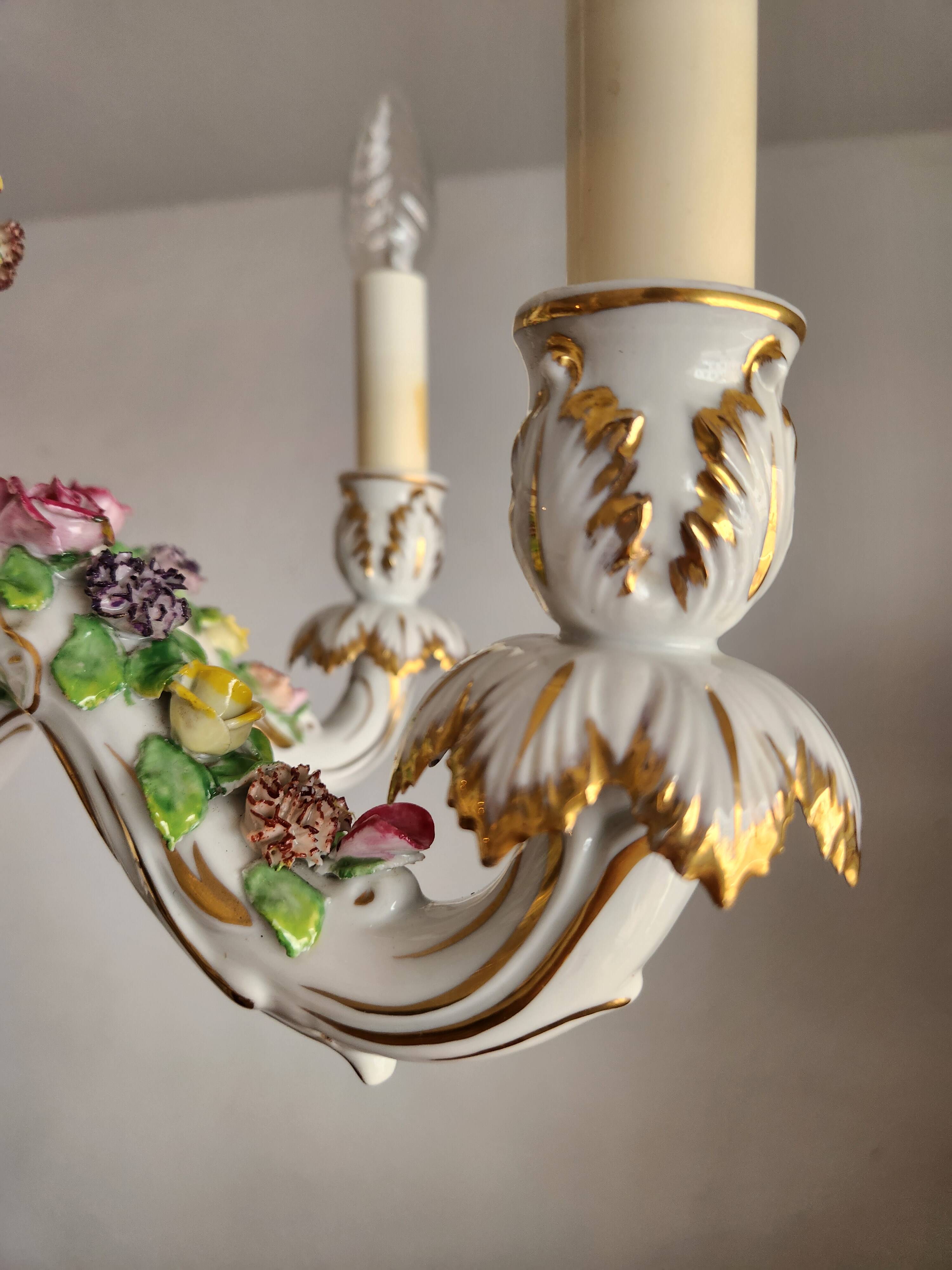 Handgeformt vergoldet vintage Porzellan Kronleuchter Capodimonte 1960er