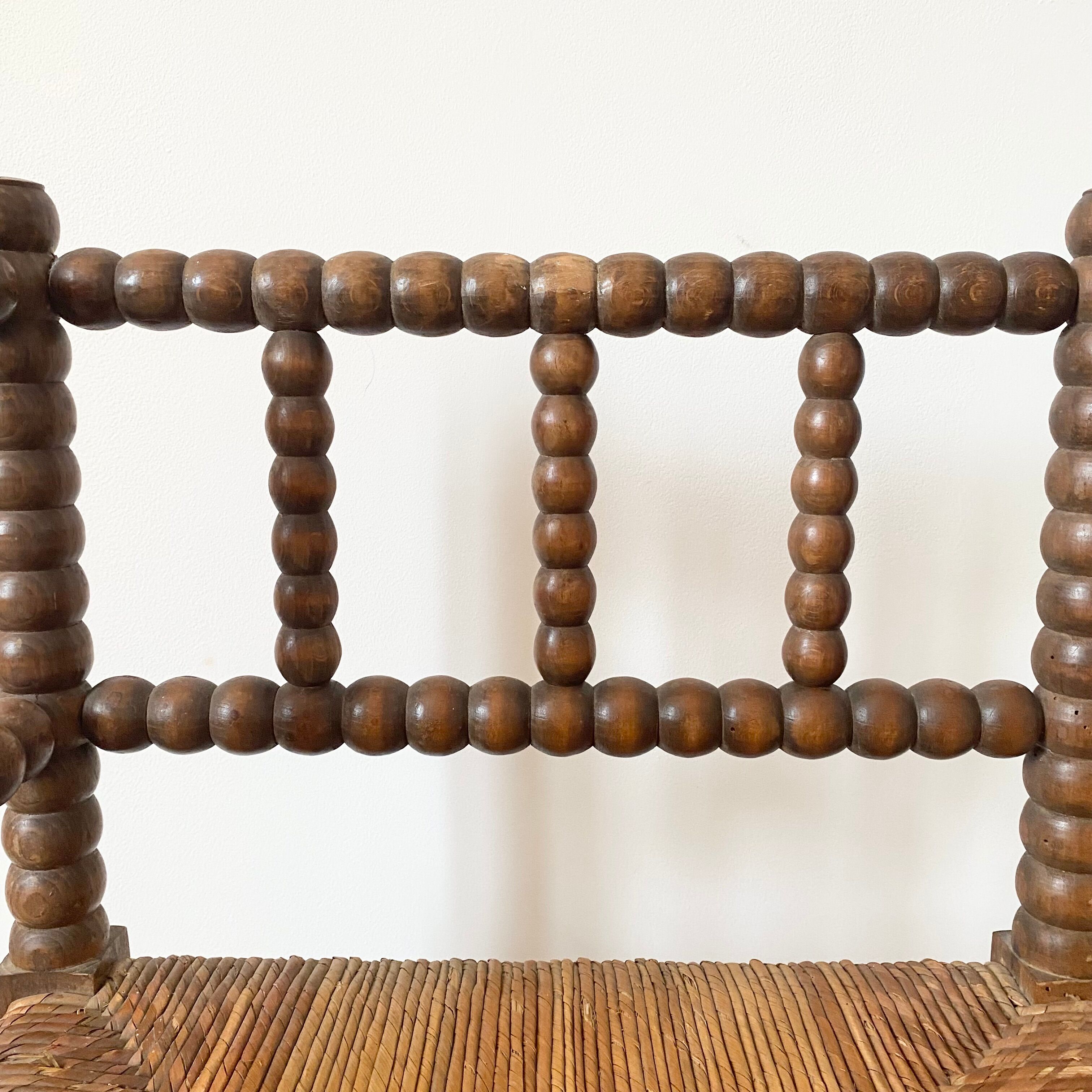 Vintage corner chair in turned oak and straw